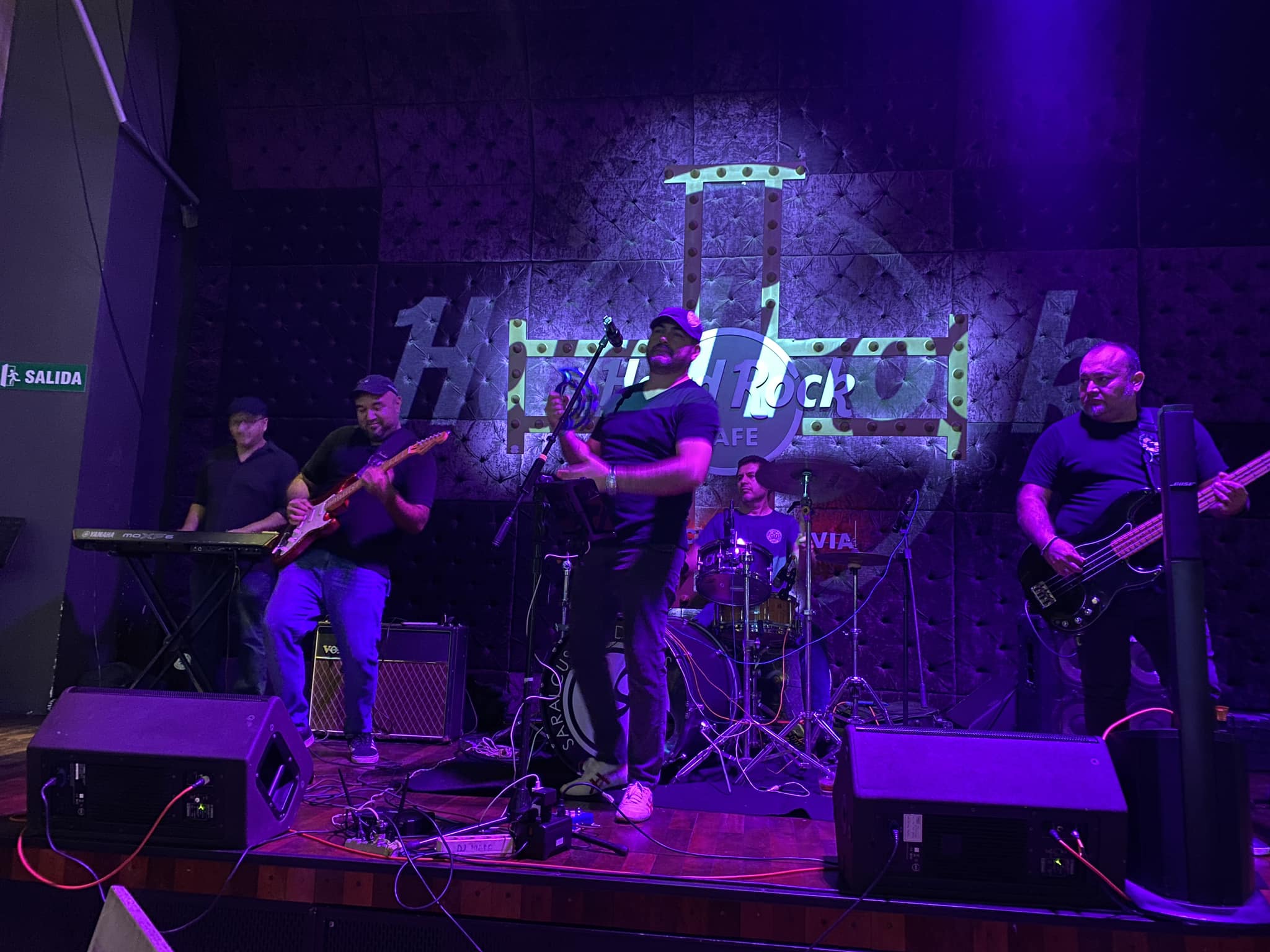 triple-xxx-santa-cruz-de-la-sierra