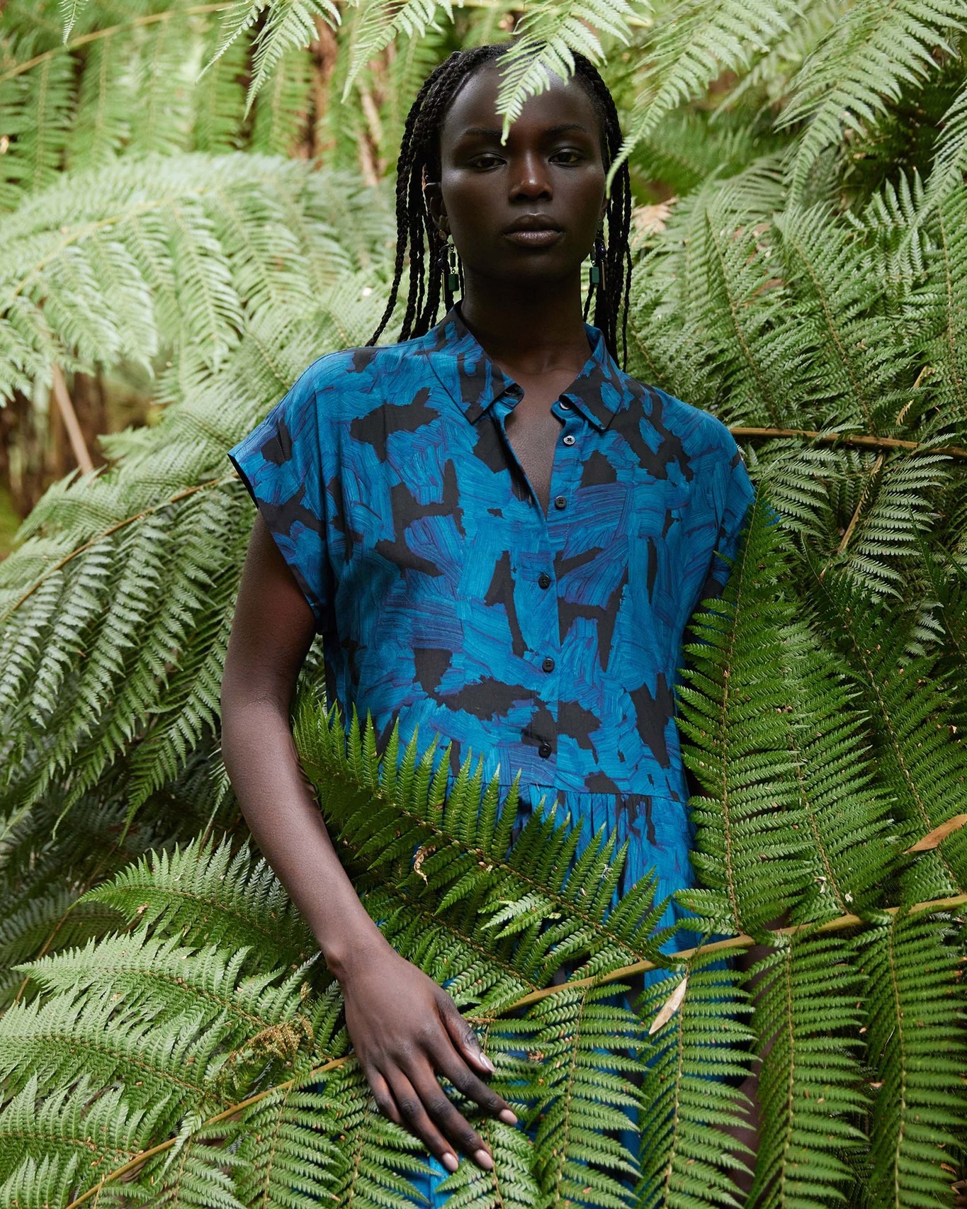 elk green dress BERG Rediscover an best seller in a new contemporary print, thoughtfully crafted from responsibly sourced materials. Click the link to shop: https://bit.ly/BergDress #JointheELKconsciousfashionmovement #ELKthelabel premium cotton poplin dress