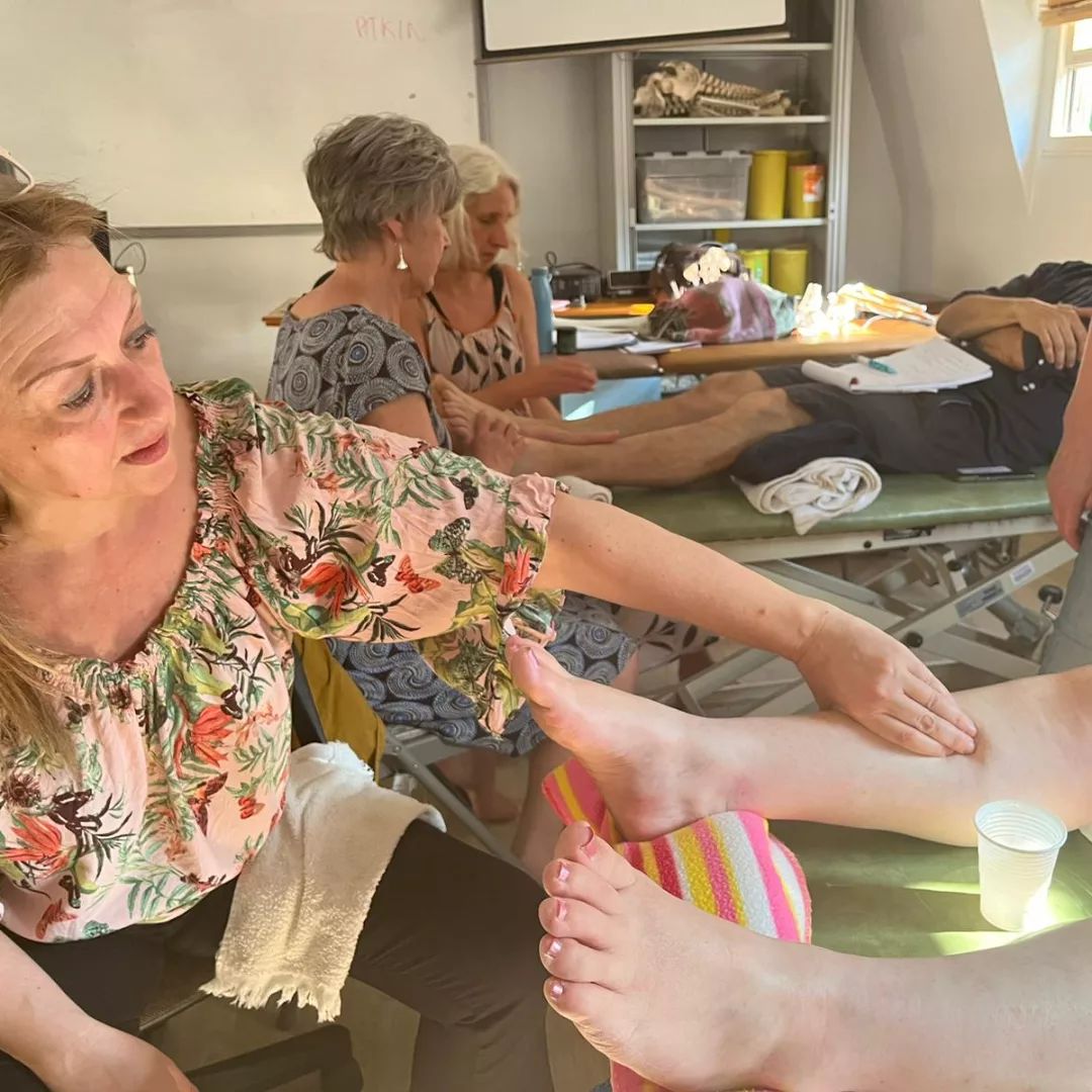 Reflexología Osteopática - Fasciología | Madrid