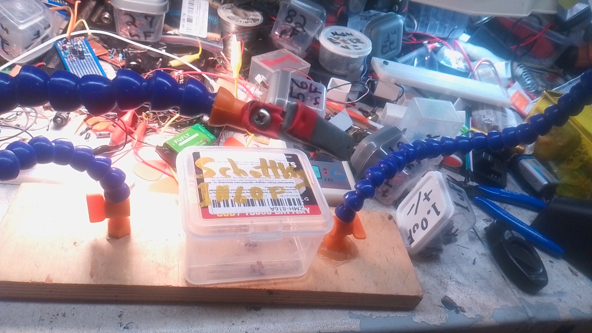 Building a Triangle Muff clone pedal with 2N5133 transistors