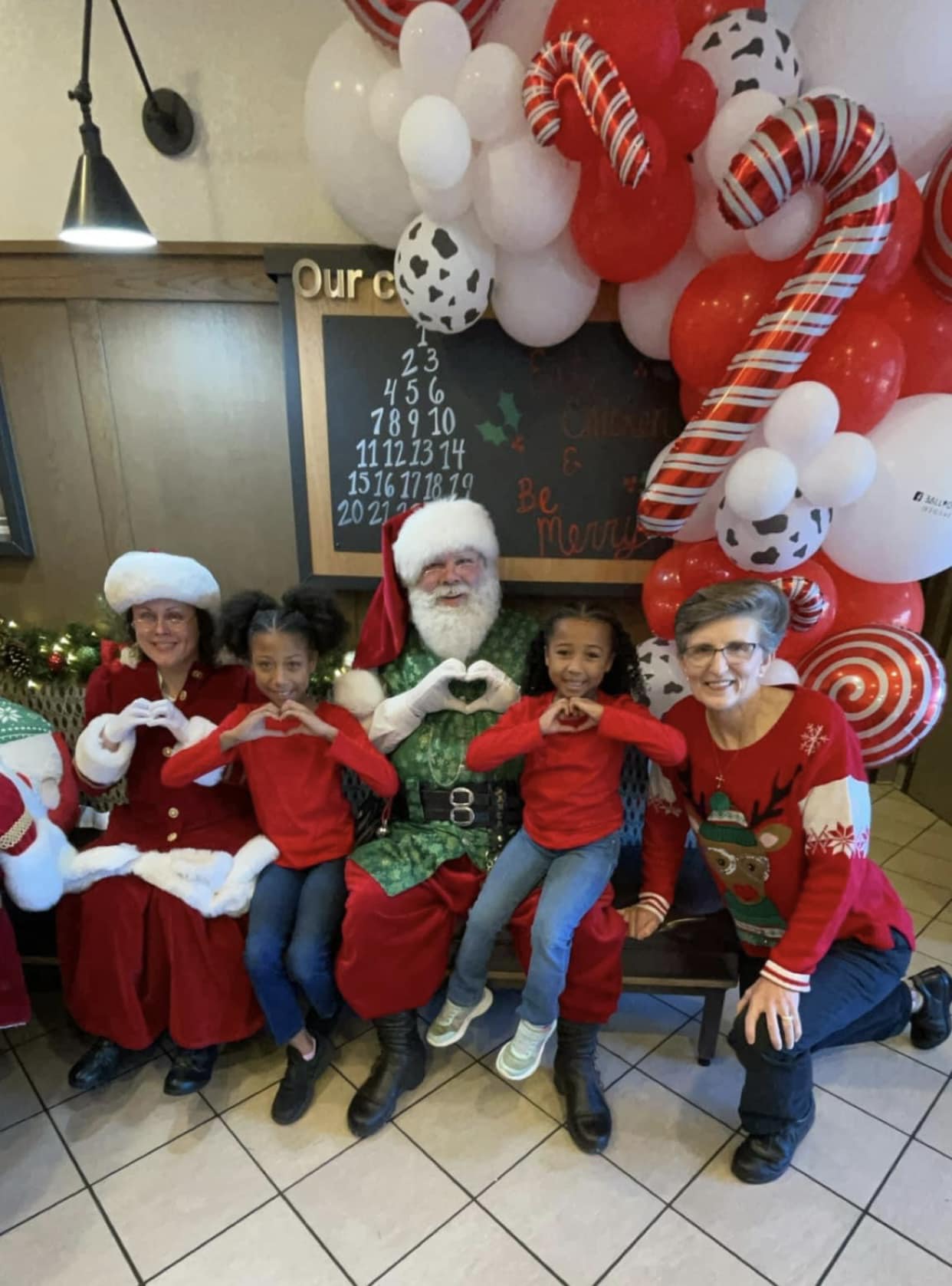 Pictures with Santa, Mrs... ChickfilA South Loop Crossing