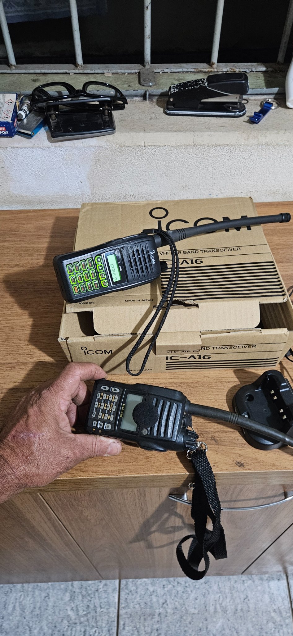 Icom Ic-a16 Transceptor Portátil Aeronáutico 6w (Usado) - Cables ...