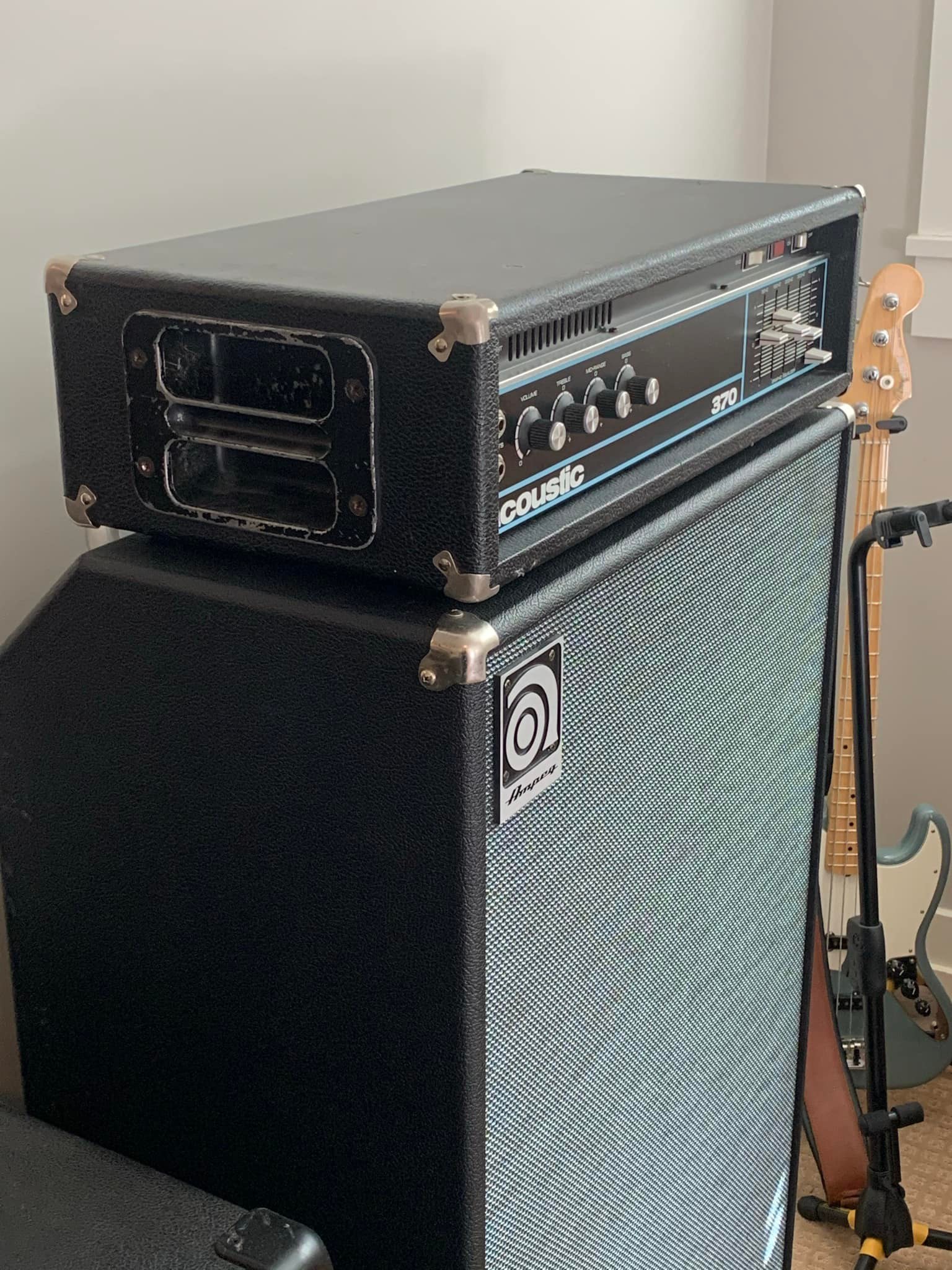 my Acoustic 220 cab 406 killer