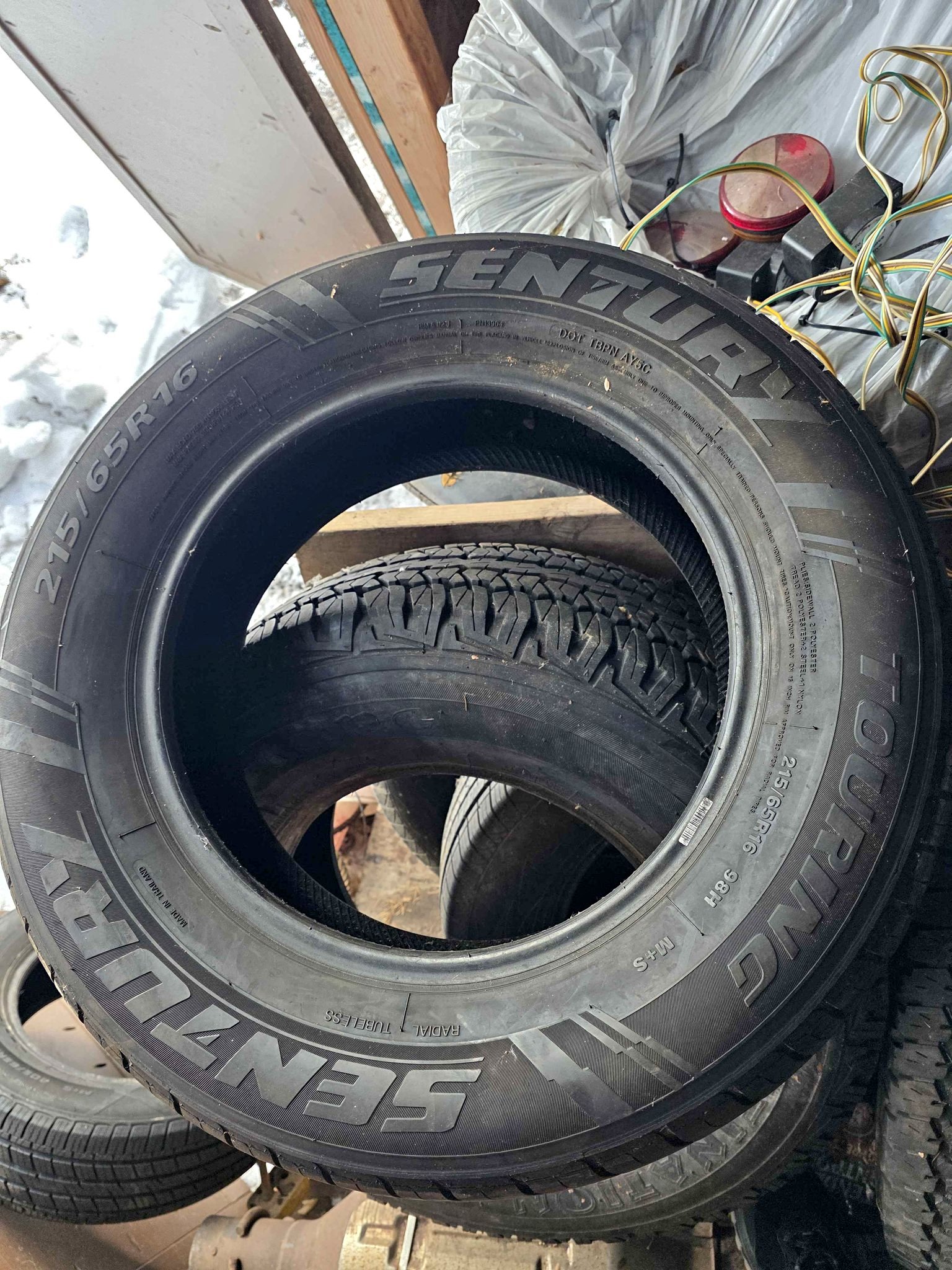 (×2) 215/65R16 Sentury Touring tire - Car Wheels, Tires & Parts ...