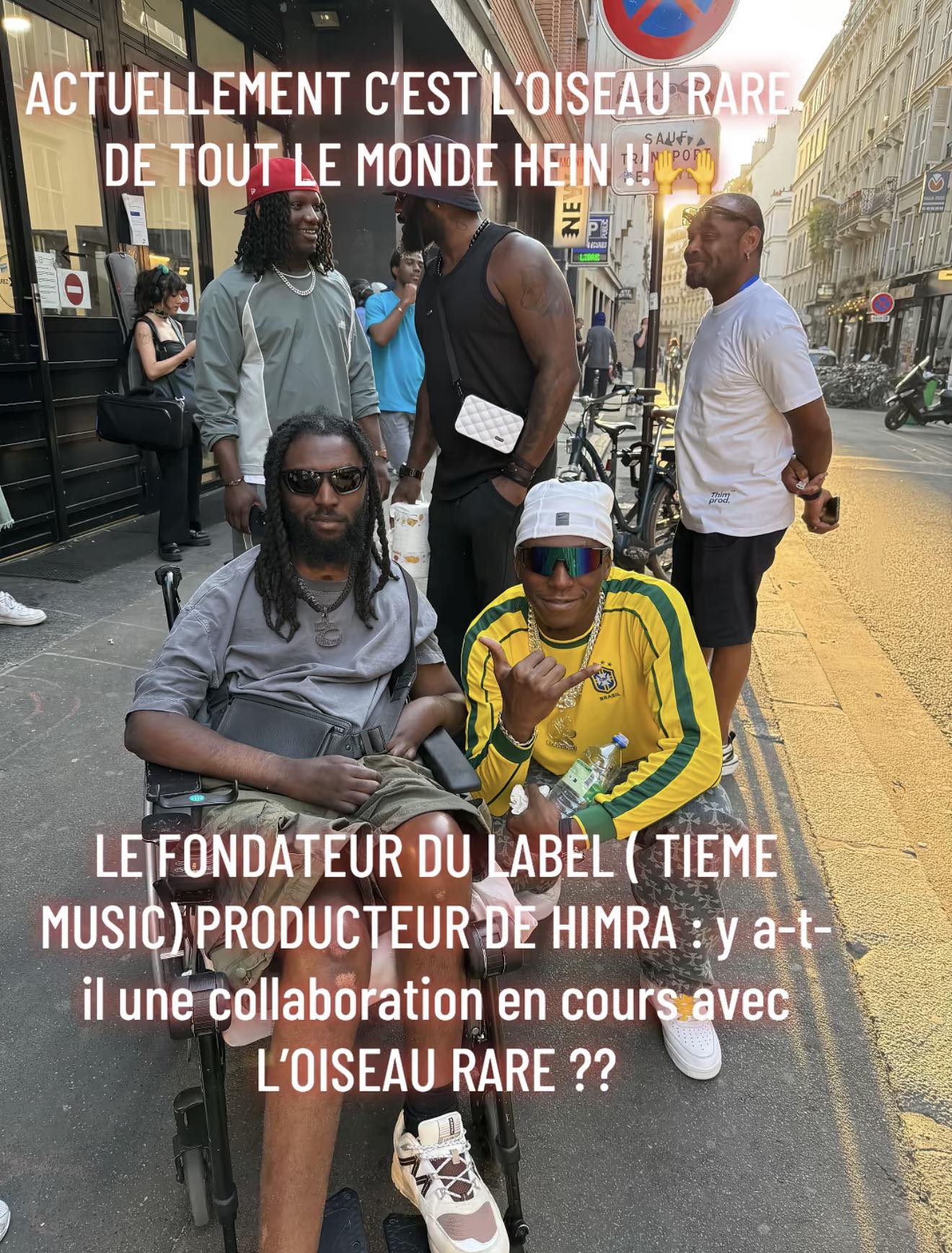 Moha - Regardez bien cette photo ! Les fans de MADOU BÉSSÉ 😂 , BIENTÔT ...