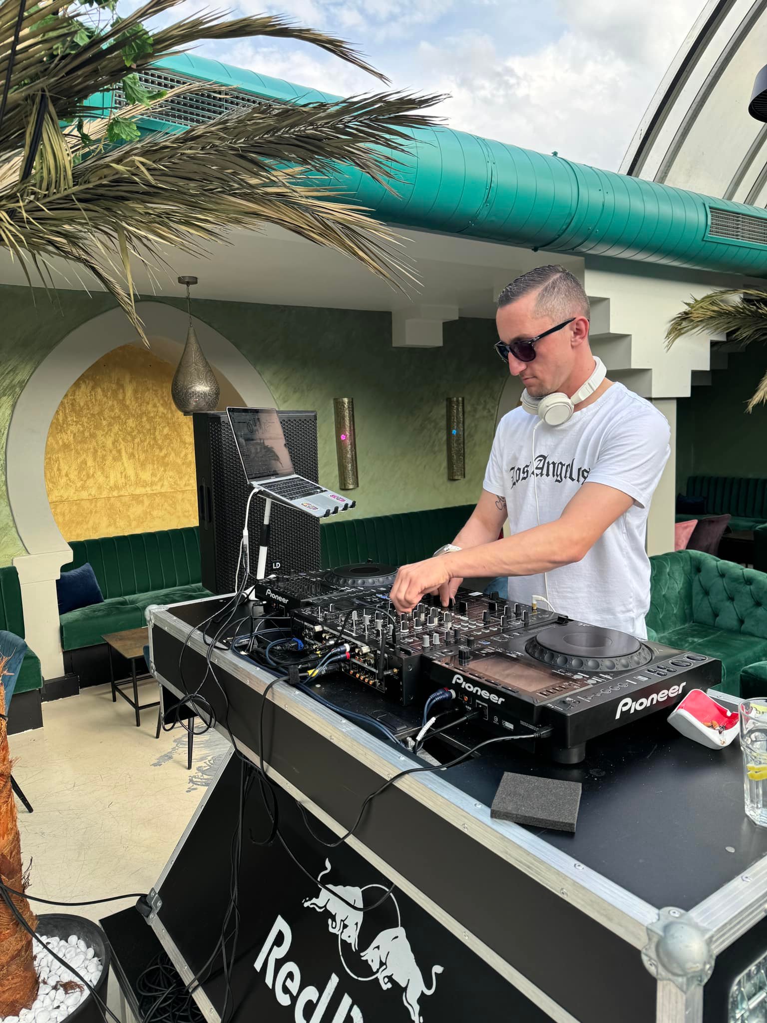 DJ RAY GEE