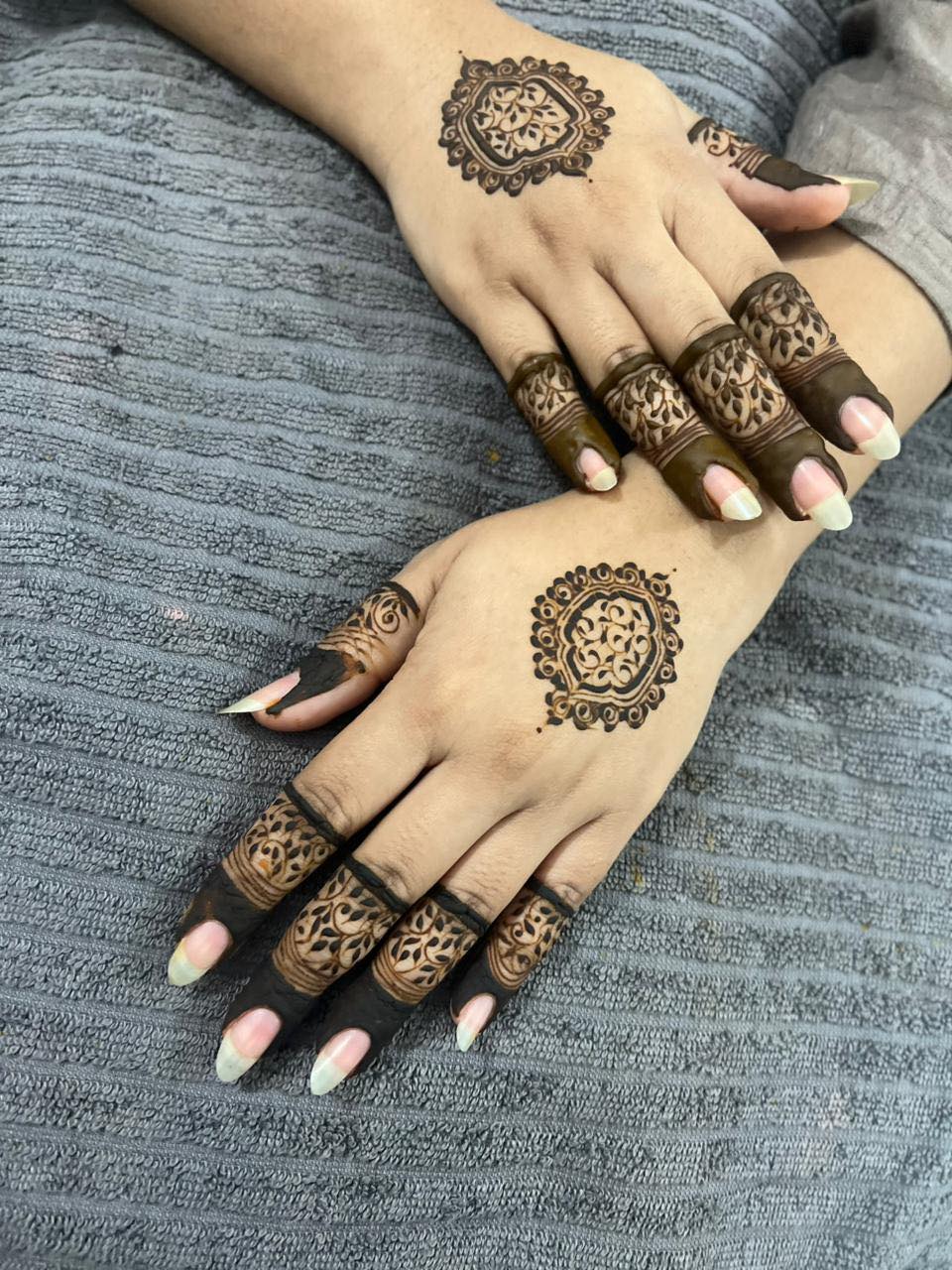 Shahariar's Mehendi added a new... - Shahariar's Mehendi