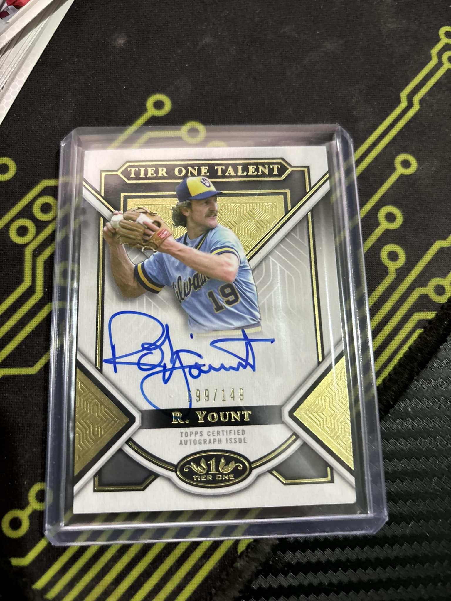 Robin Yount 2026 Topps On-Card Auto 51/99