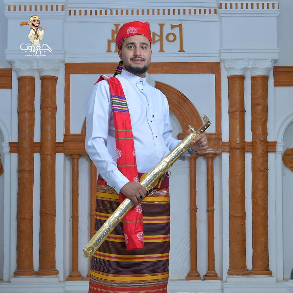 جعدوب Jadoob - الدسمال التعزي مش مجرد قطعة قماش، بل رمز... | Facebook