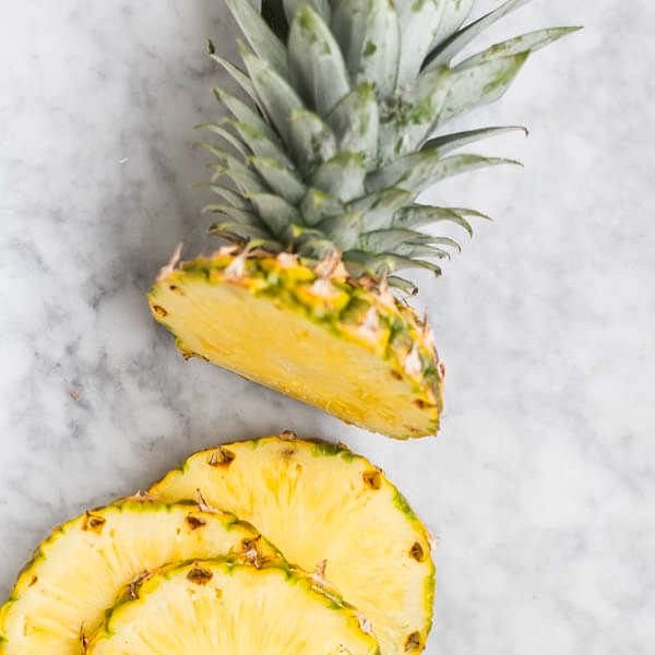 La piña es una fruta rica en... - CON Market by Nutritraining