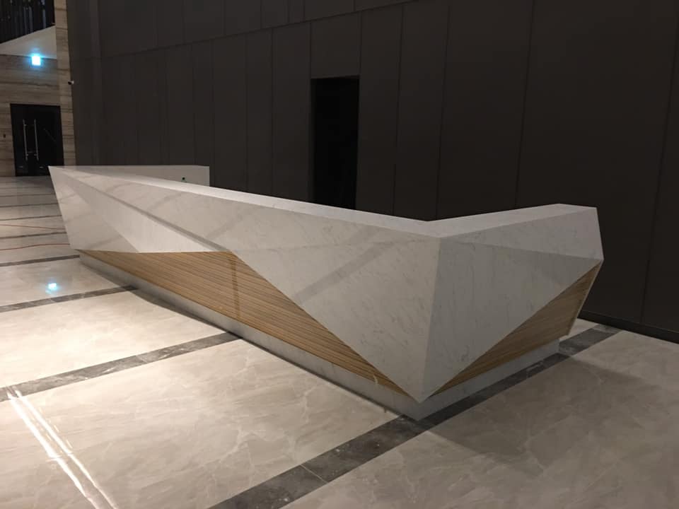 緯創人造石