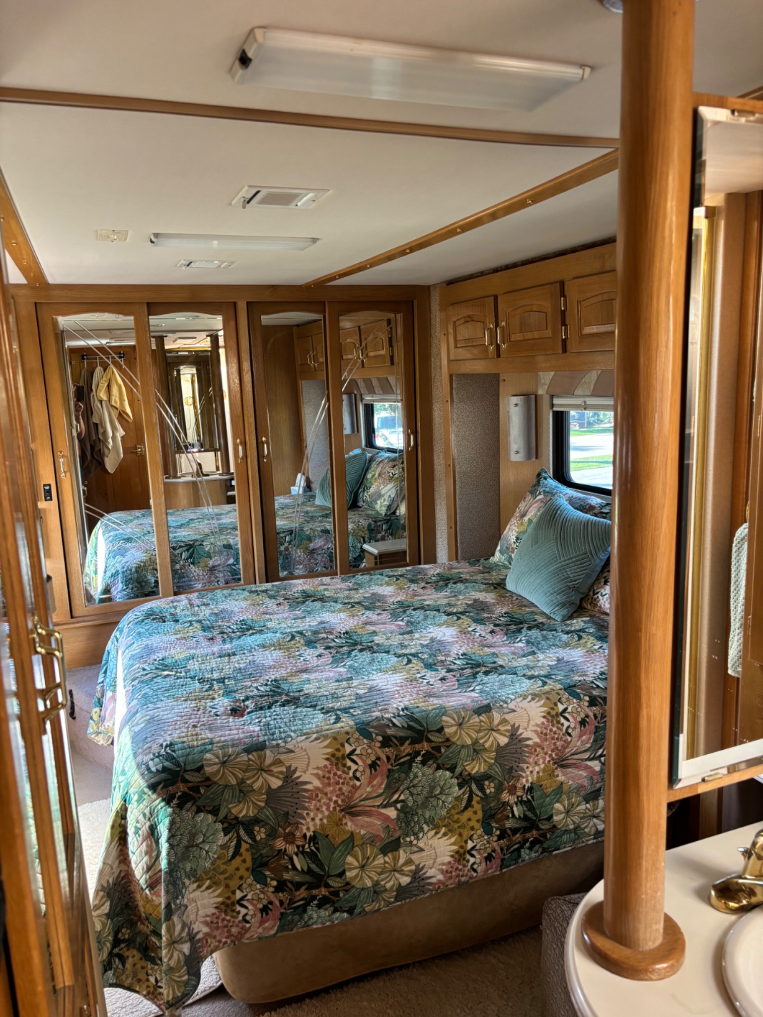 2001 Beaver Patriot Thunder - RVs & Campers | Facebook Marketplace ...