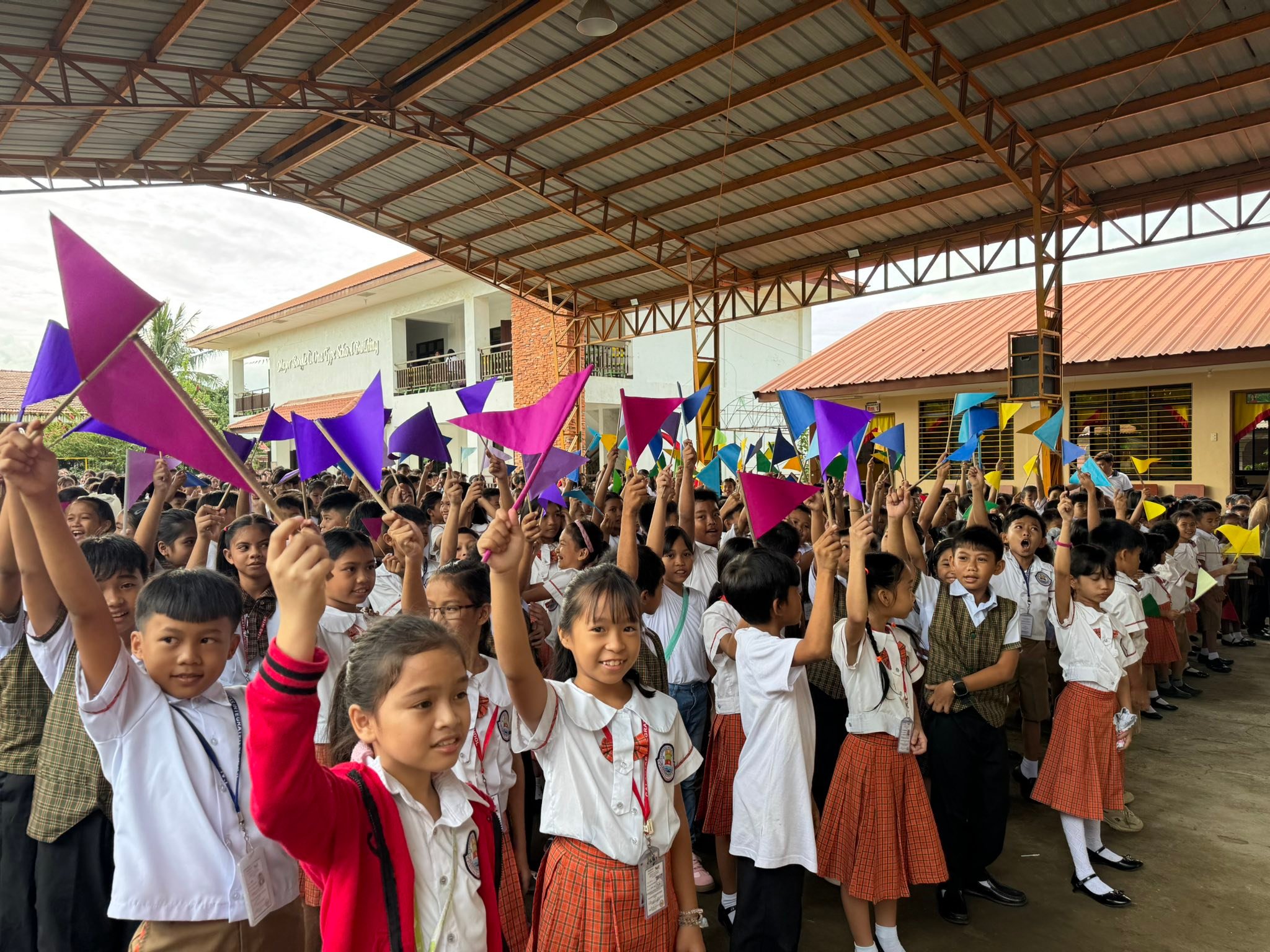 Calantas Integrated School kicked off the ARAL Reading Program today ...