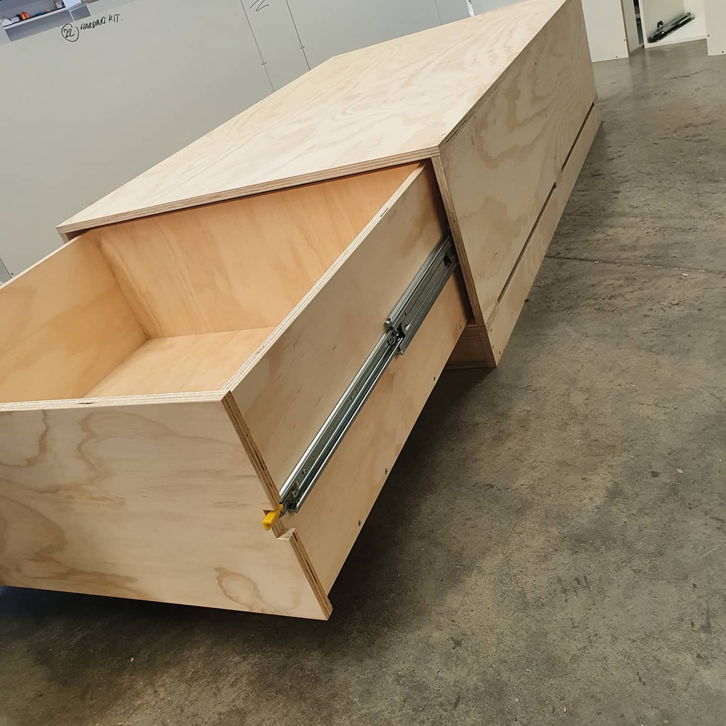 Custom Made draws for a Holden... - Aussie 4WD Fitouts