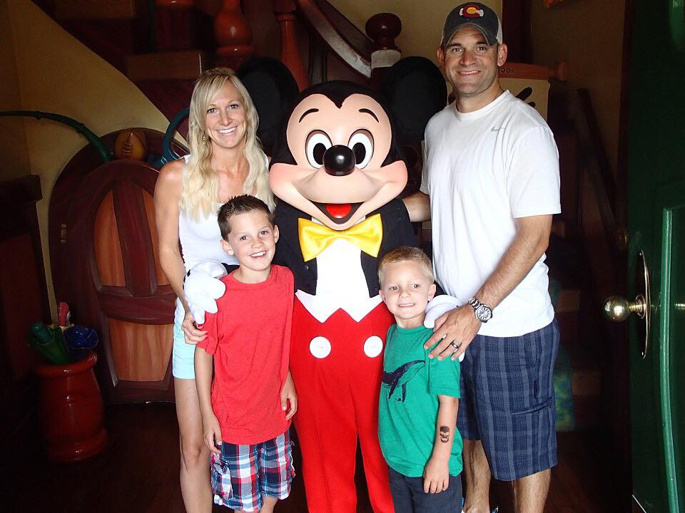 After the fireworks in Toontown you can meet Mickey in his street