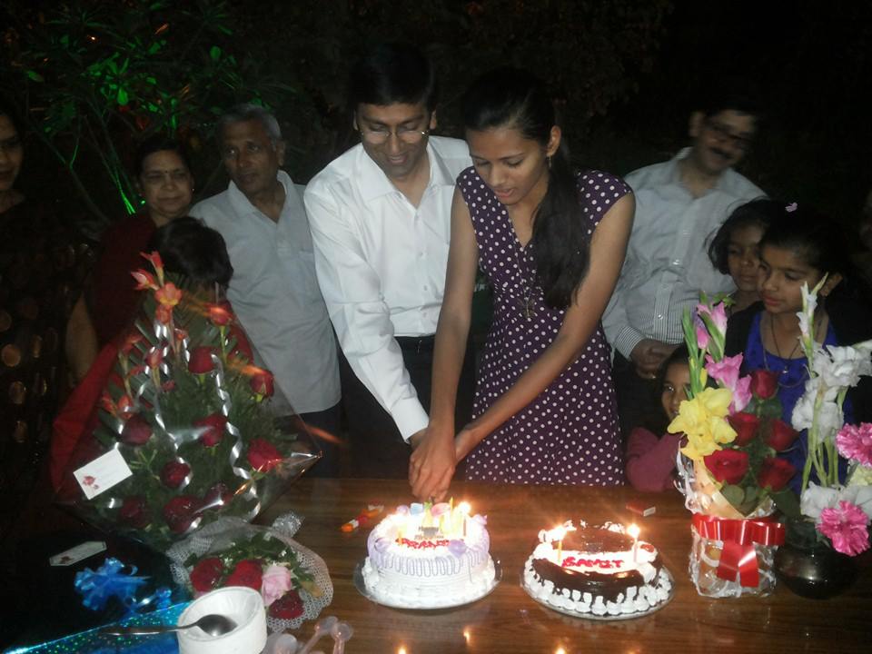 Dr. Samit Sharma fan page - Celebrating 42th birthday..... thanks to ...