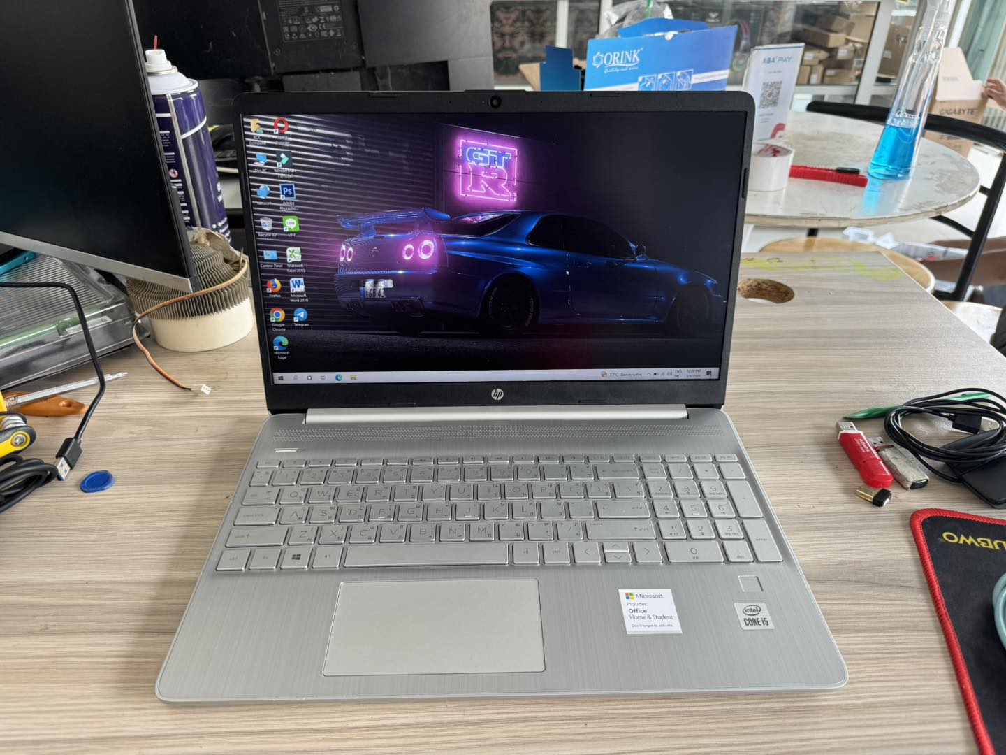 Hp Laptop 15s-Fq1xxx -CPU: i5-1035G1@1.2GHz(8cpus) - Ram: 8G DDR4 