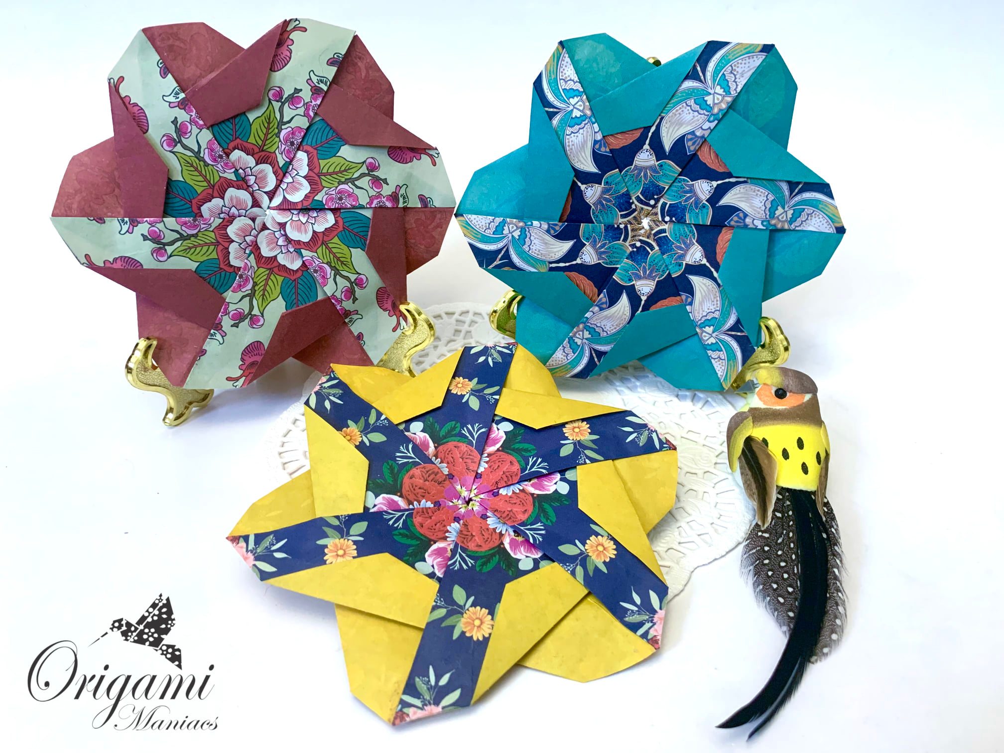 Origami Maniacs - Model: Hexa Rotor Flower Designer: José... | Facebook