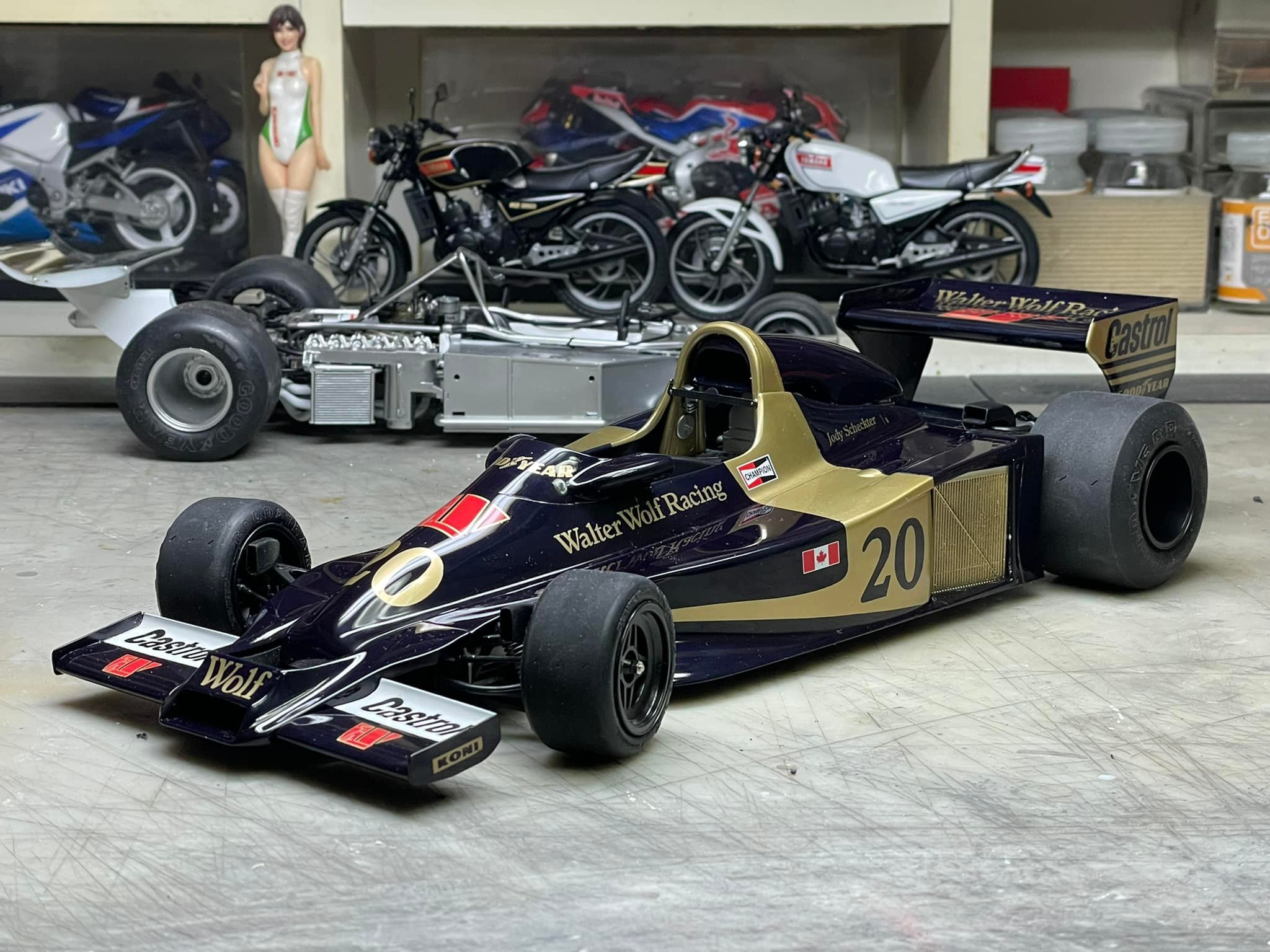 Wolf WRF1 とりあえずタイヤ装着してみました。... - Max Moto Modeling | Facebook