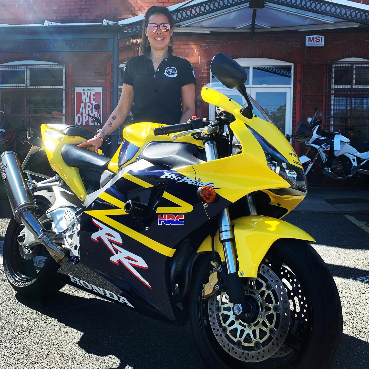 One of my Favourite Bike 🏁 Honda CBR954RR Fireblade‼️ Owned by a