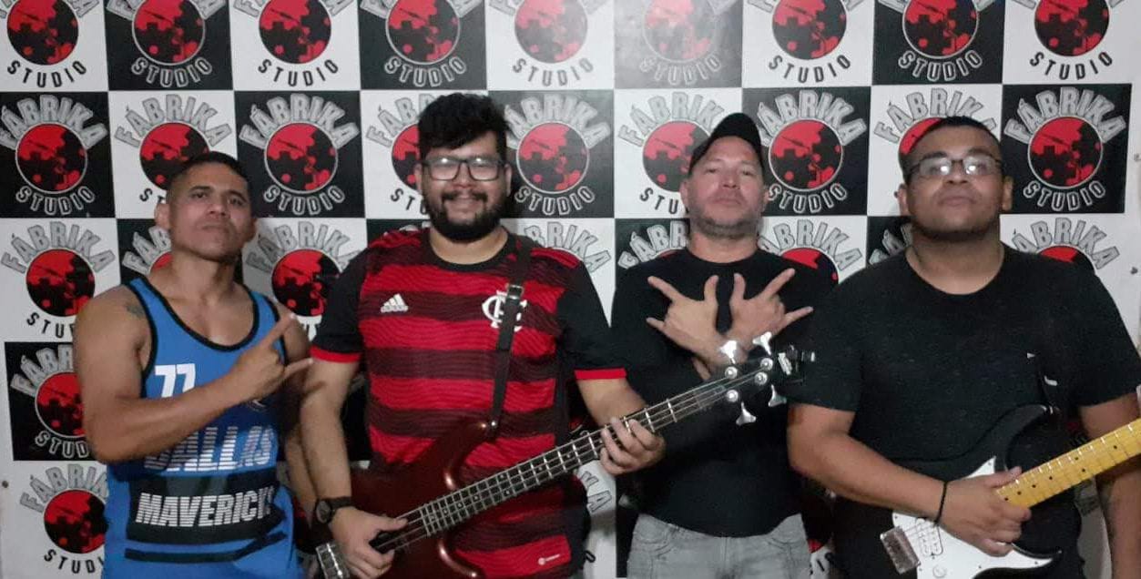 Banda True Bro