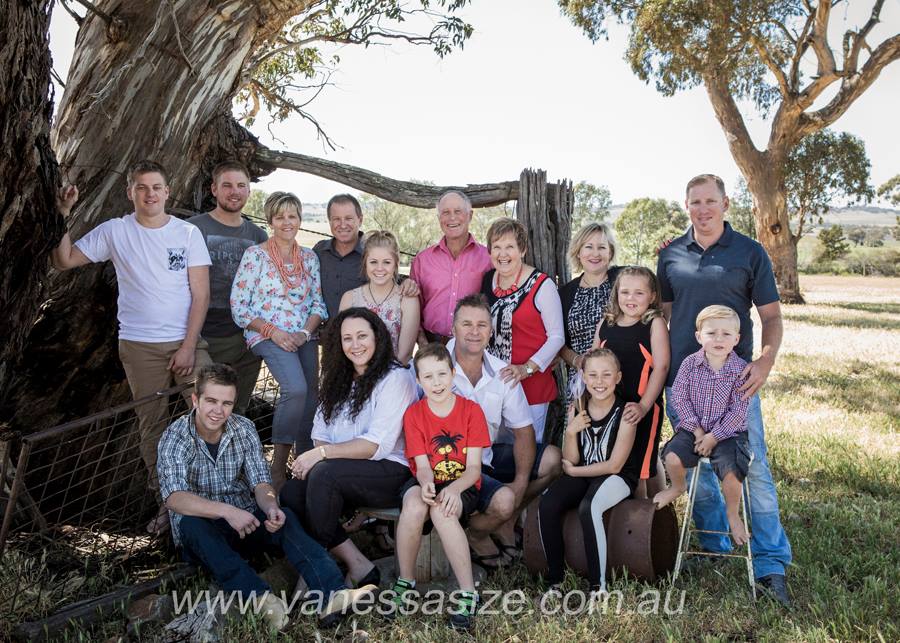Vanessa Size Photography added... Vanessa Size Photography