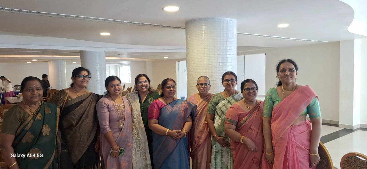 Deepa Ramesh - Deepa Ramesh added a new photo.