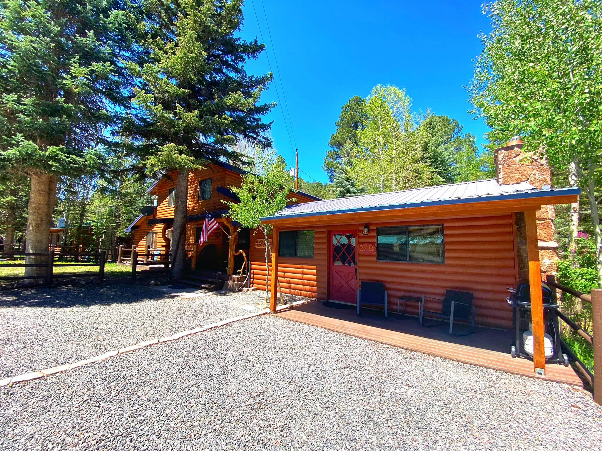 Greer River's Edge Cabin & Cottage | Greer AZ