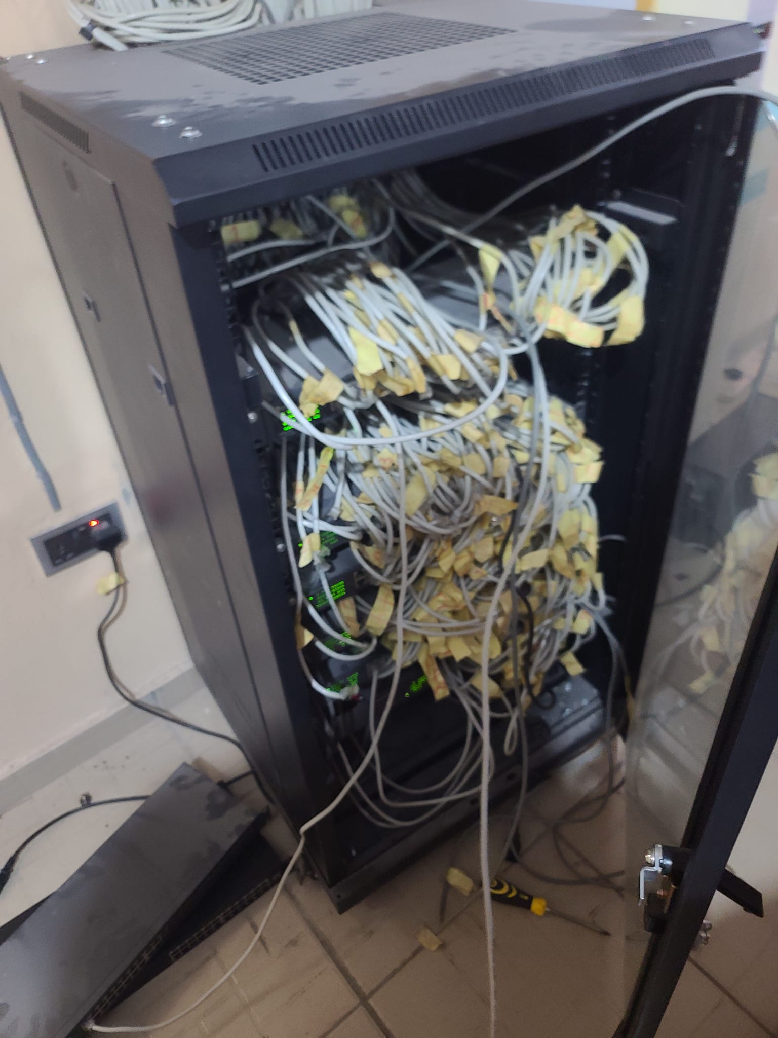 IT Humor and Memes | A shocking discovery in one of the server racks ...