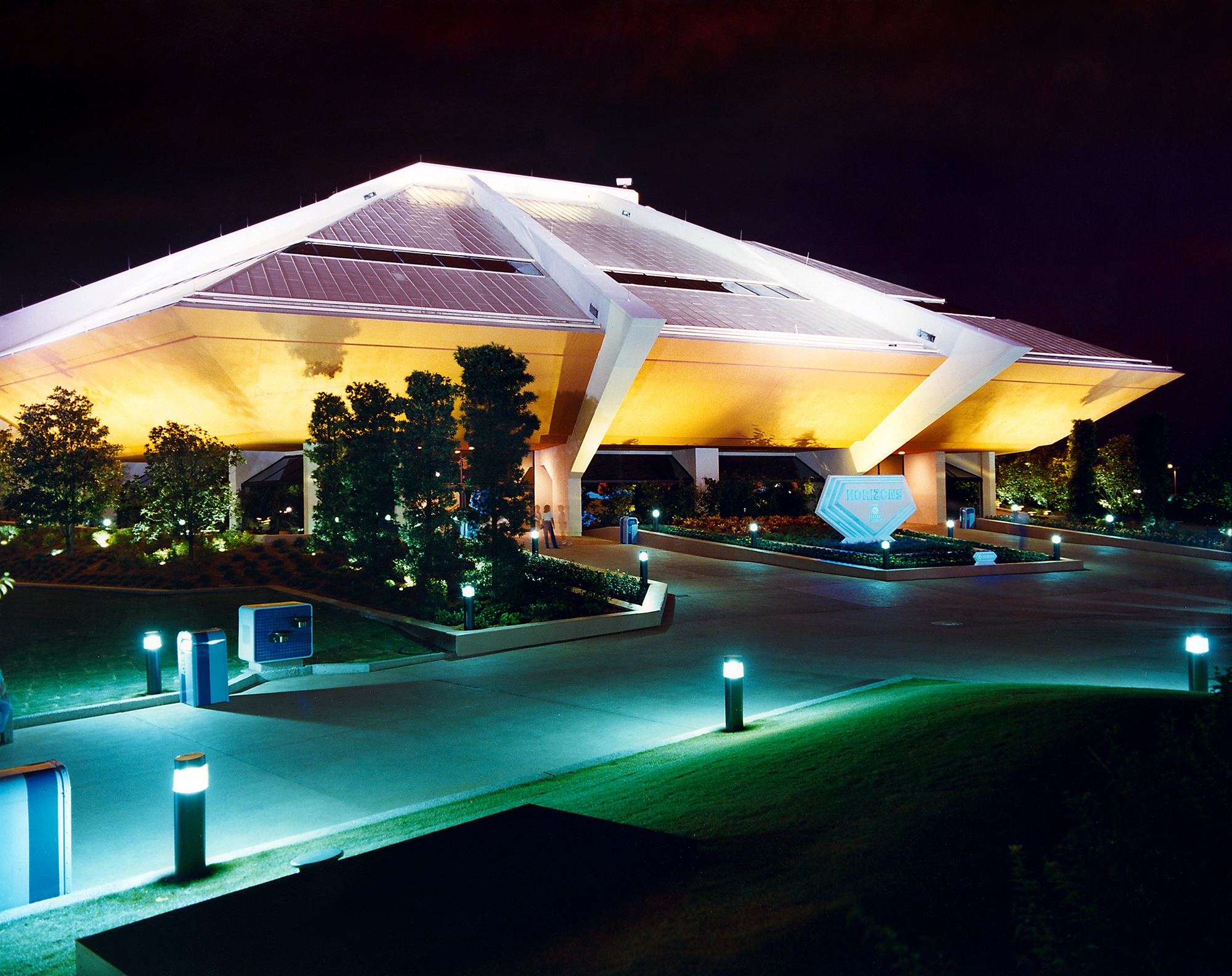 E82 - The Epcot Legacy - For HORIZONS upcoming 40th birthday, I'm about ...