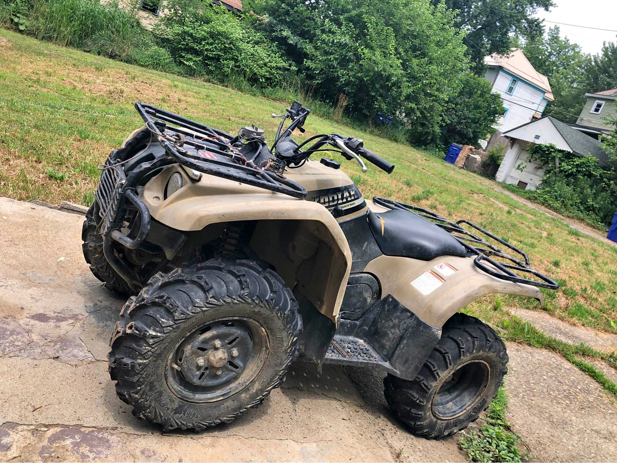 2000 Yamaha Kodiak 400 Wallpaper For Iphone