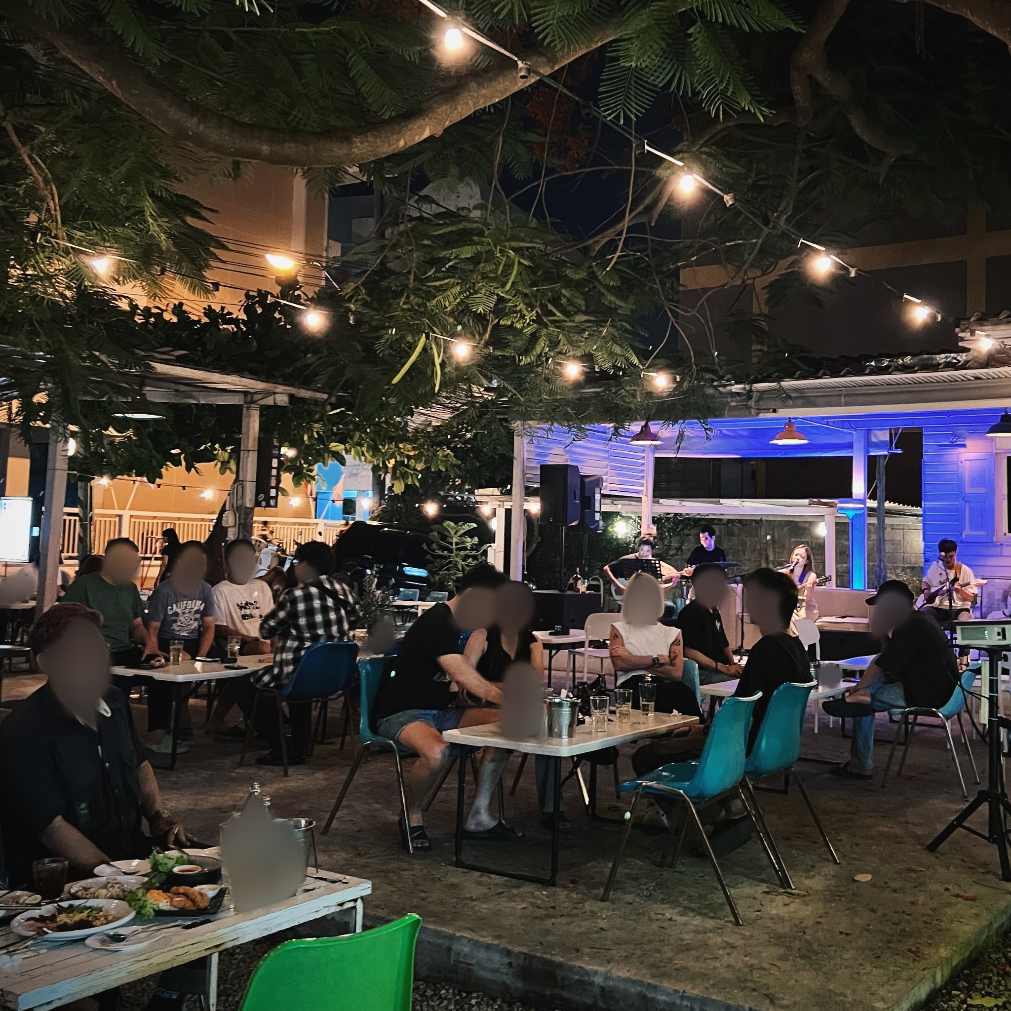 Wongnai - ร้านกินดื่มระดับตำนานของวัยรุ่นบางแสน จ.ชลบุรี... | Facebook