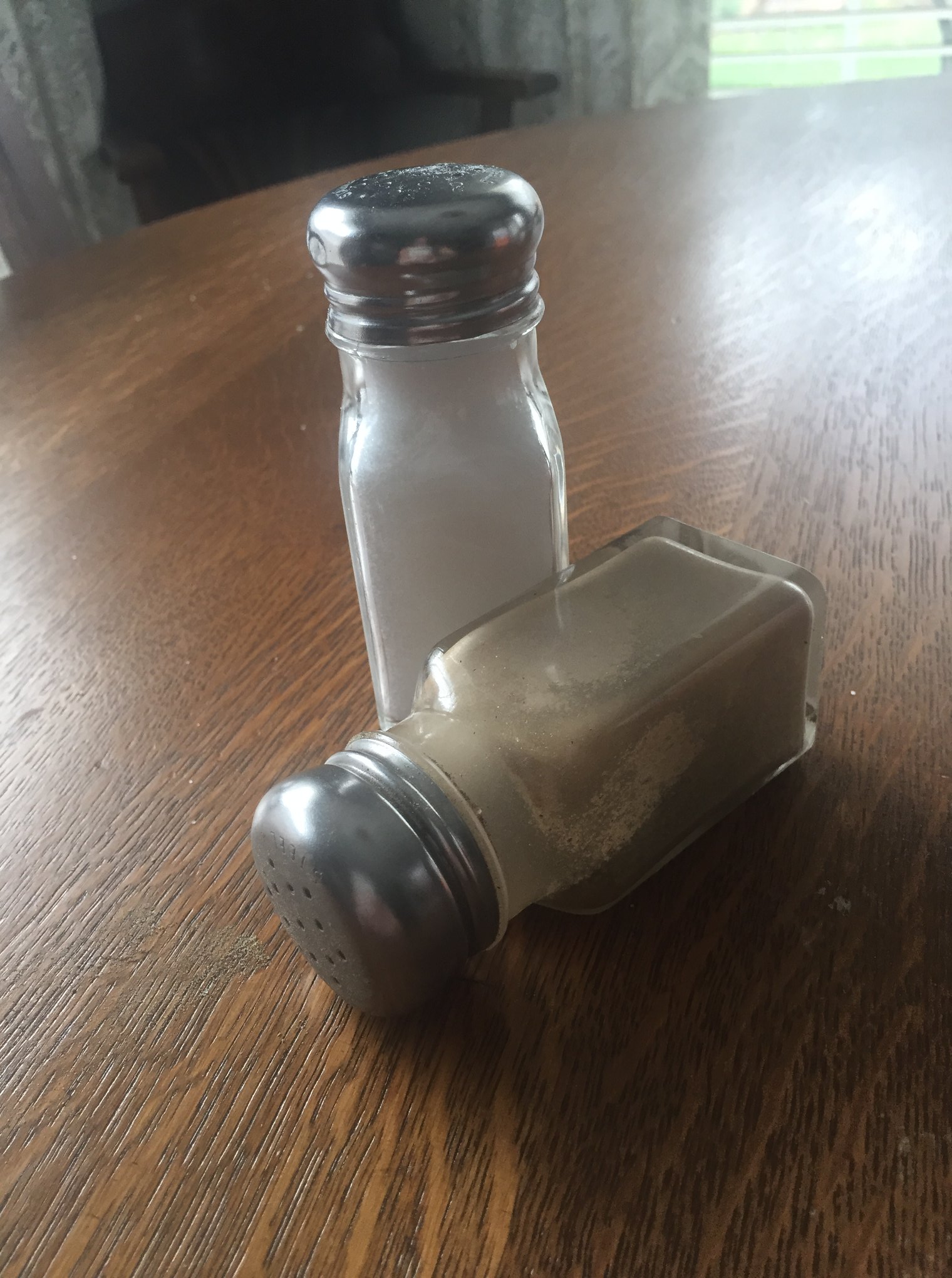 Salt And Pepper Static Electricity Uncanny Brands Star Wars Lightsaber
