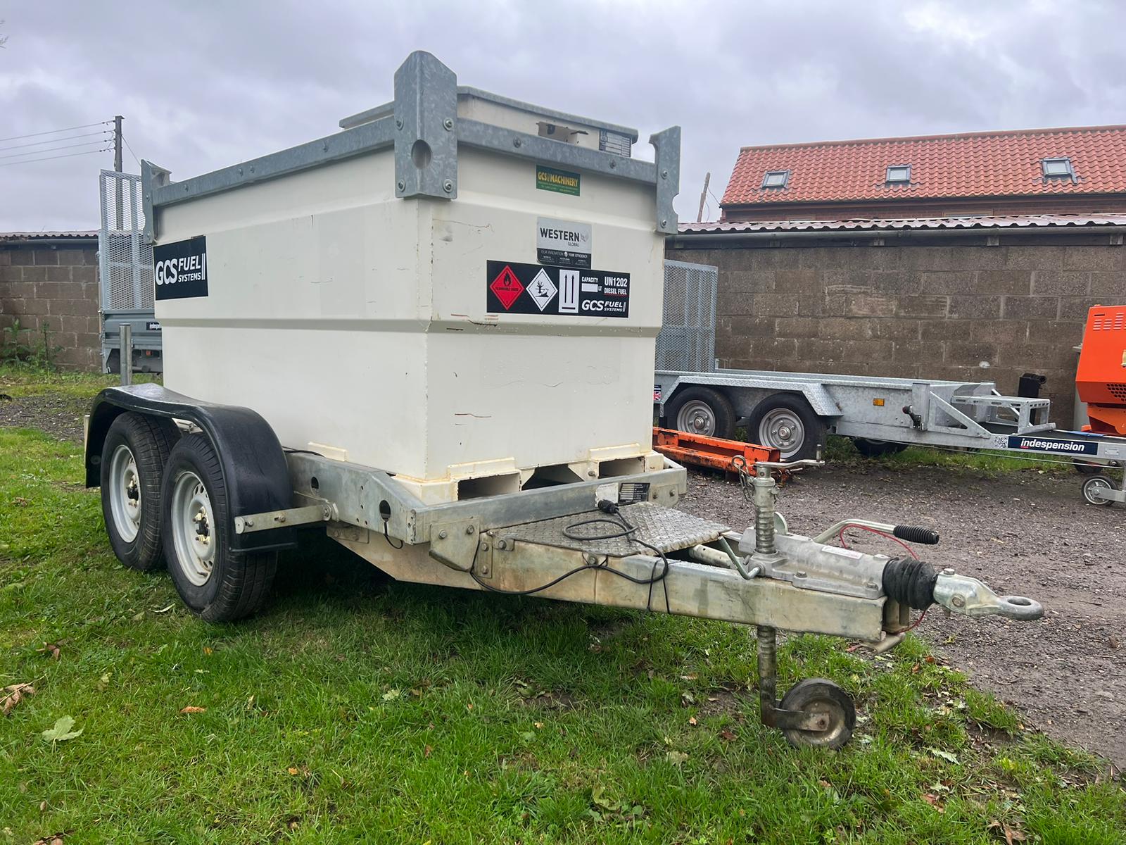 GCS Machinery - For sale 2000L Western Transcube road... | Facebook