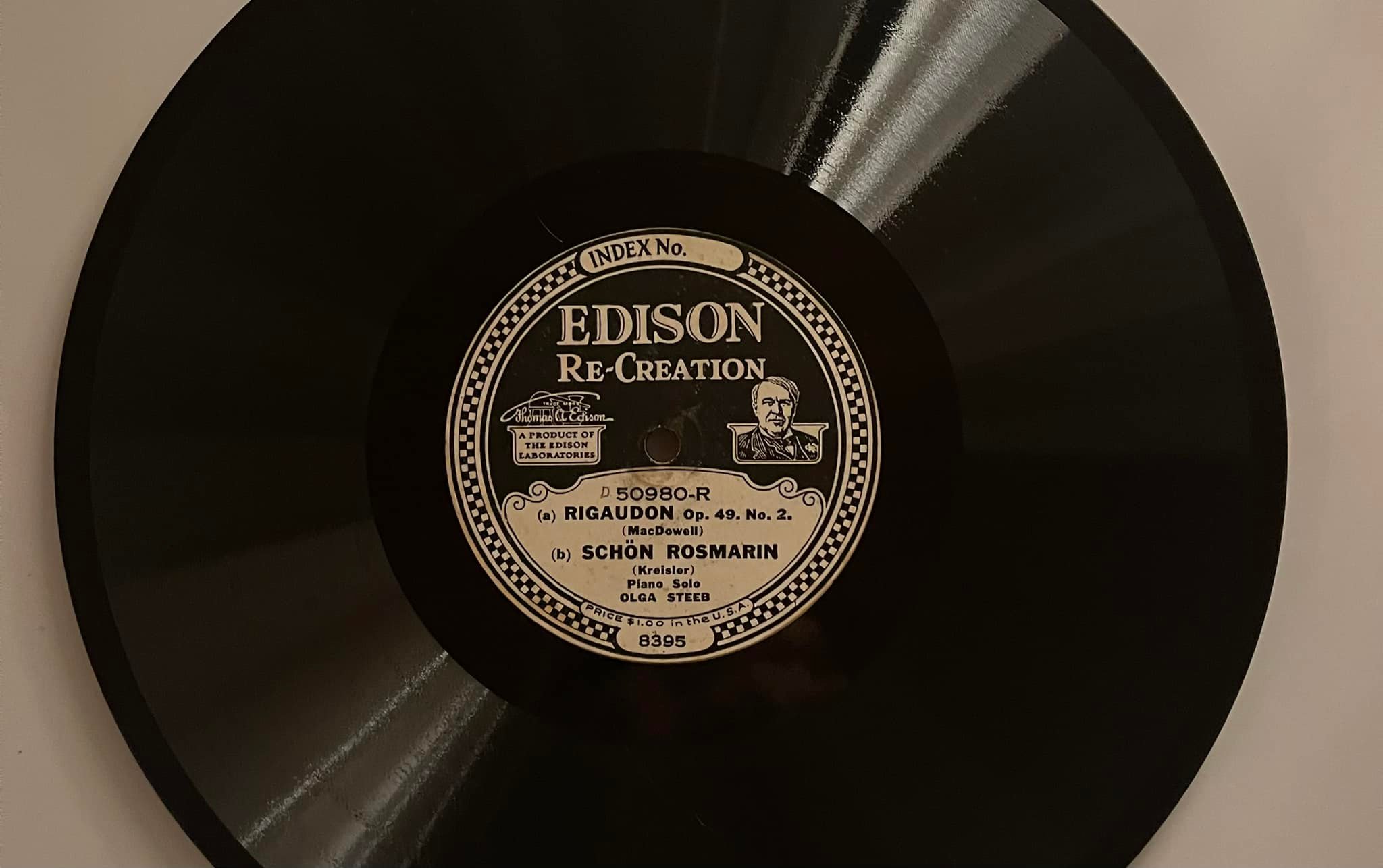 アート・デザイン・音楽 Jahresring 64 What Is Different? What are the differences between types of diamond disc records?