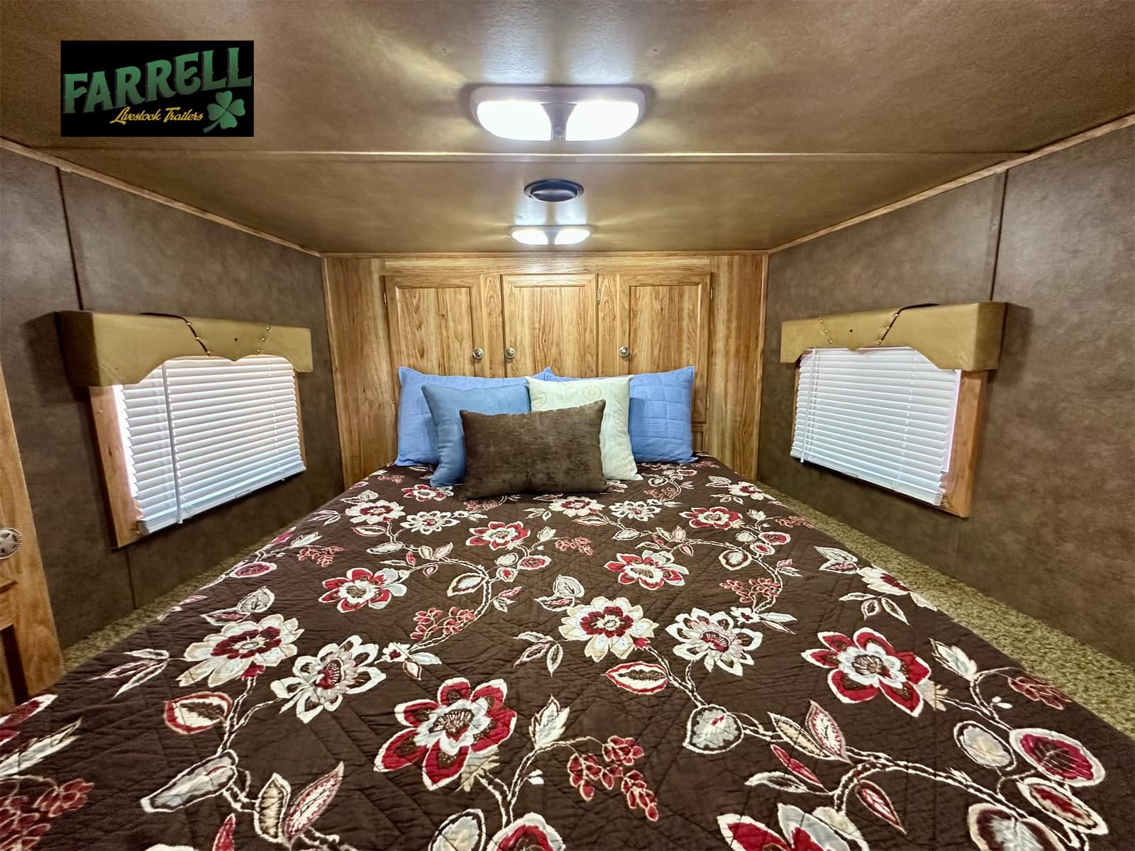Farrell Livestock Trailers... - Farrell Livestock Trailers