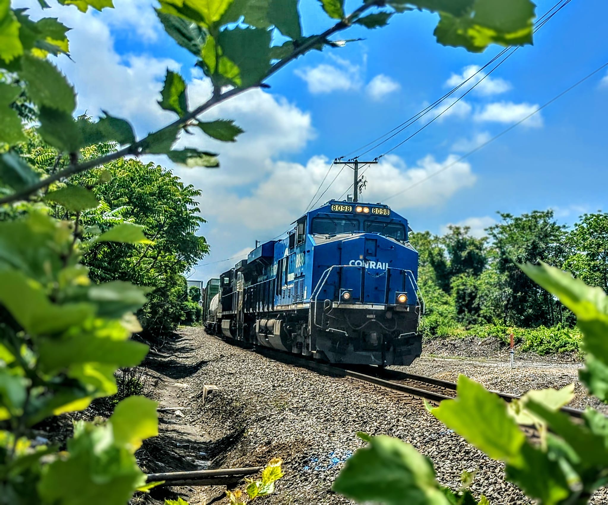 Conrail NS 8098 heritage unit in Mobile, AL