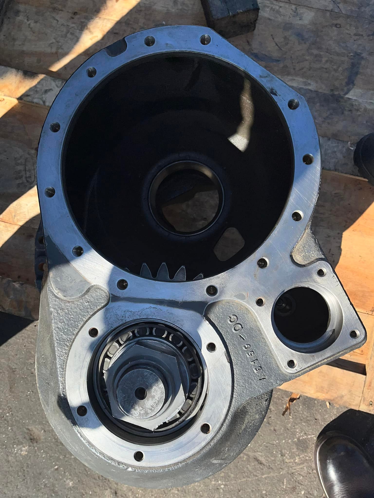 VOLVO FH DIFF ASSEMBLY... - Custom Plant Solutions PTY LTD.