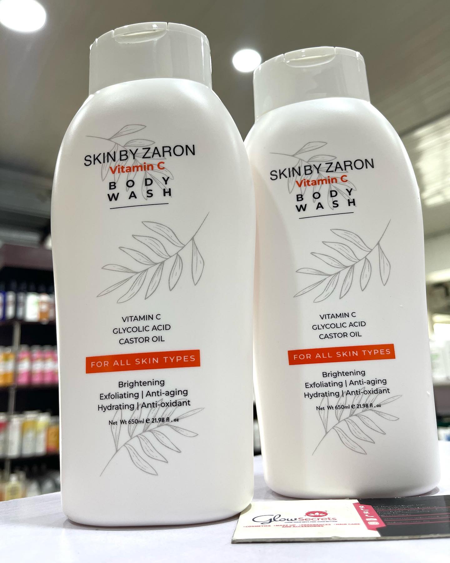 SKIN BY ZARON VITAMIN C BODY WASH 💃🏽💃🏽💃🏽 A soothing creamy formula that cleanses, brightens and moisturizes Contains Vitamin C, Glycolic Acid and Castor Oil which brightens, exfoliates & moisturizes the skin