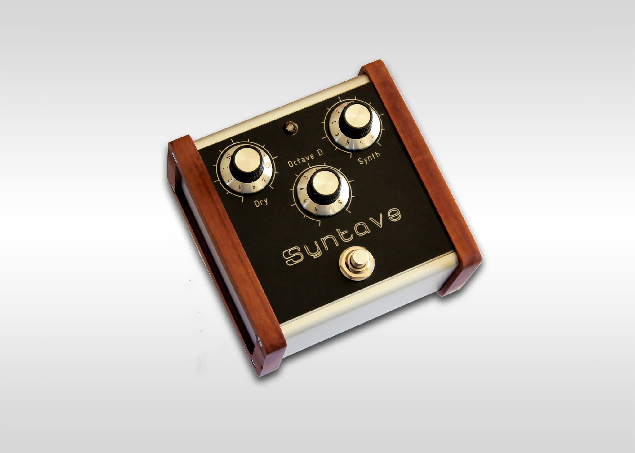 Our new single module Synth/Octaver for... - Meridian Guitars | Facebook