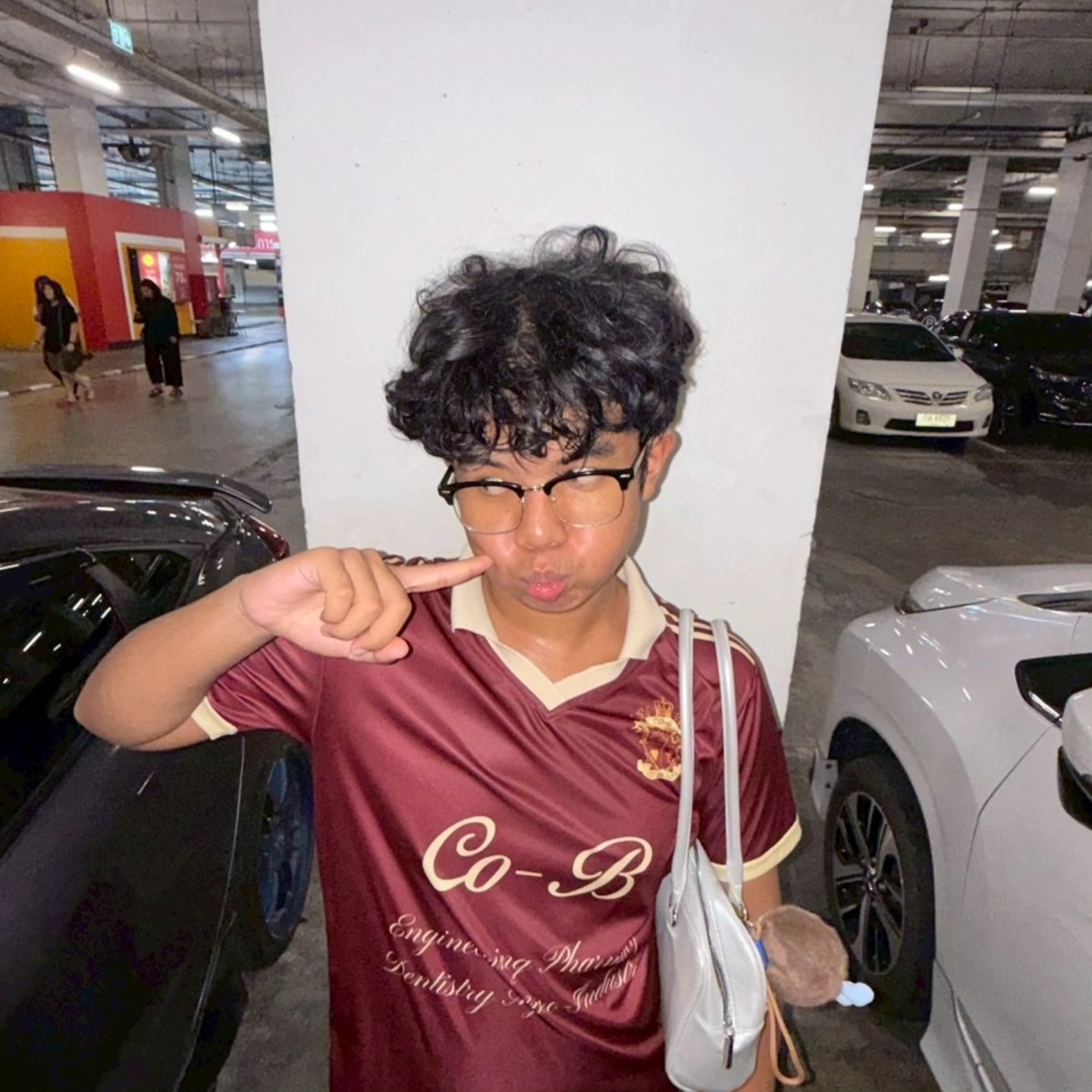 Ikrom Cheloh