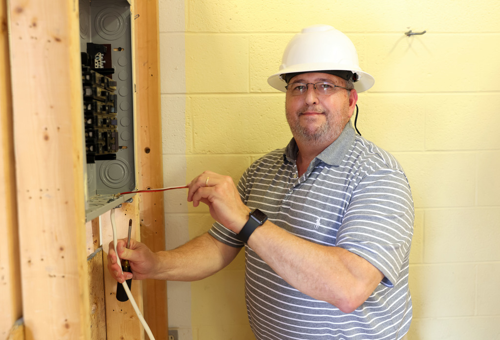 CATEC High School - Our Electricity instructor is Tommy Farrer. Mr ...