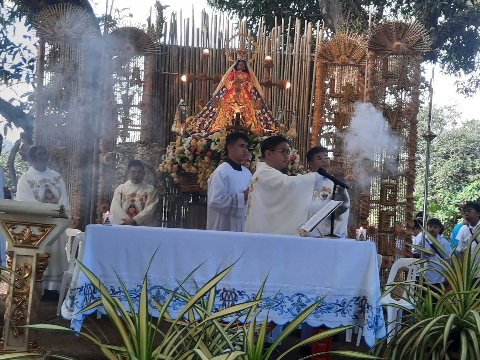 LOOK: Procession from the... - Philippine News Agency