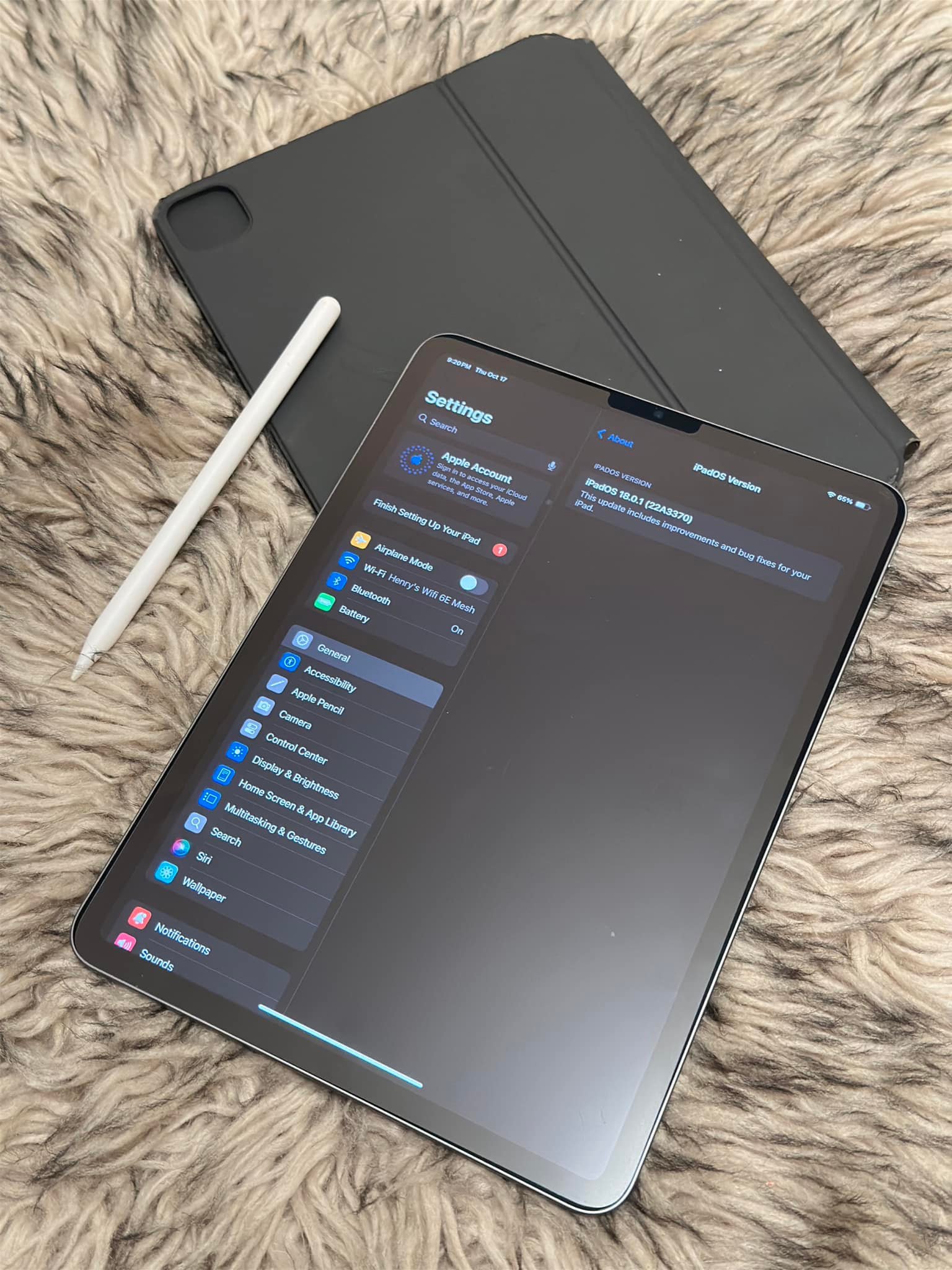 iPad Pro 11” 3rd Gen 128GB with keyboard and pencil