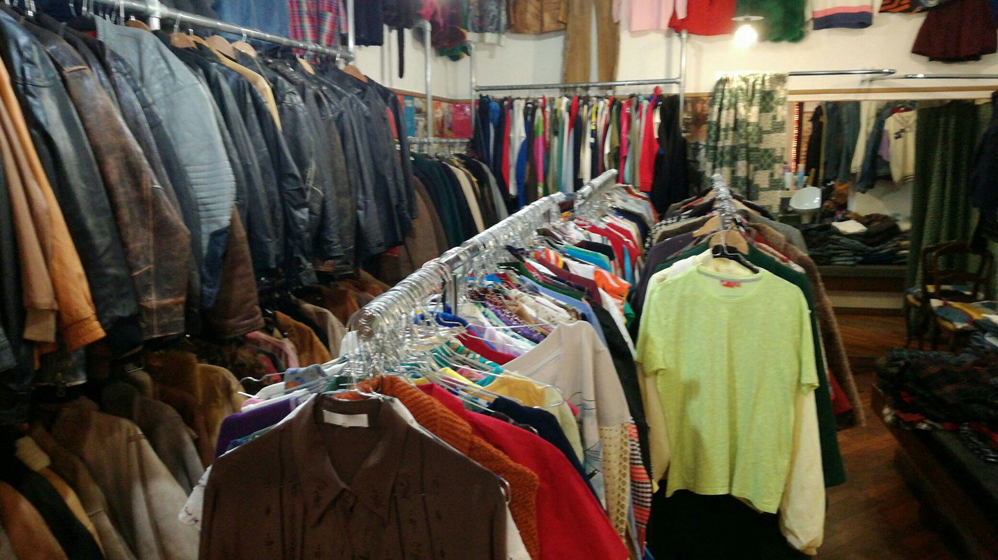 Ingrosso Abbigliamento Usato Vendere Capi Usati Acquistare Vestiti
