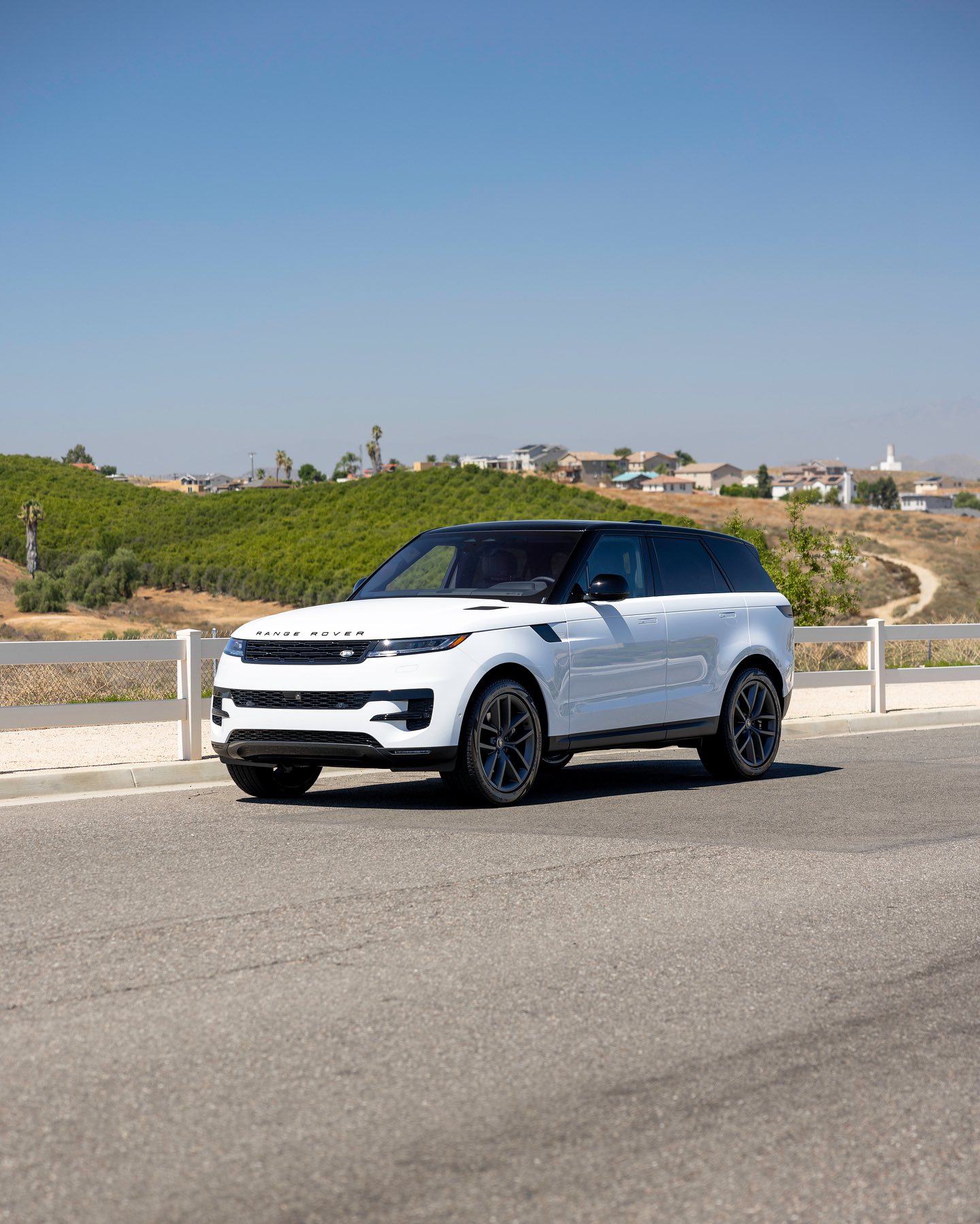 The Range Rover Sport is packed... - Land Rover Riverside