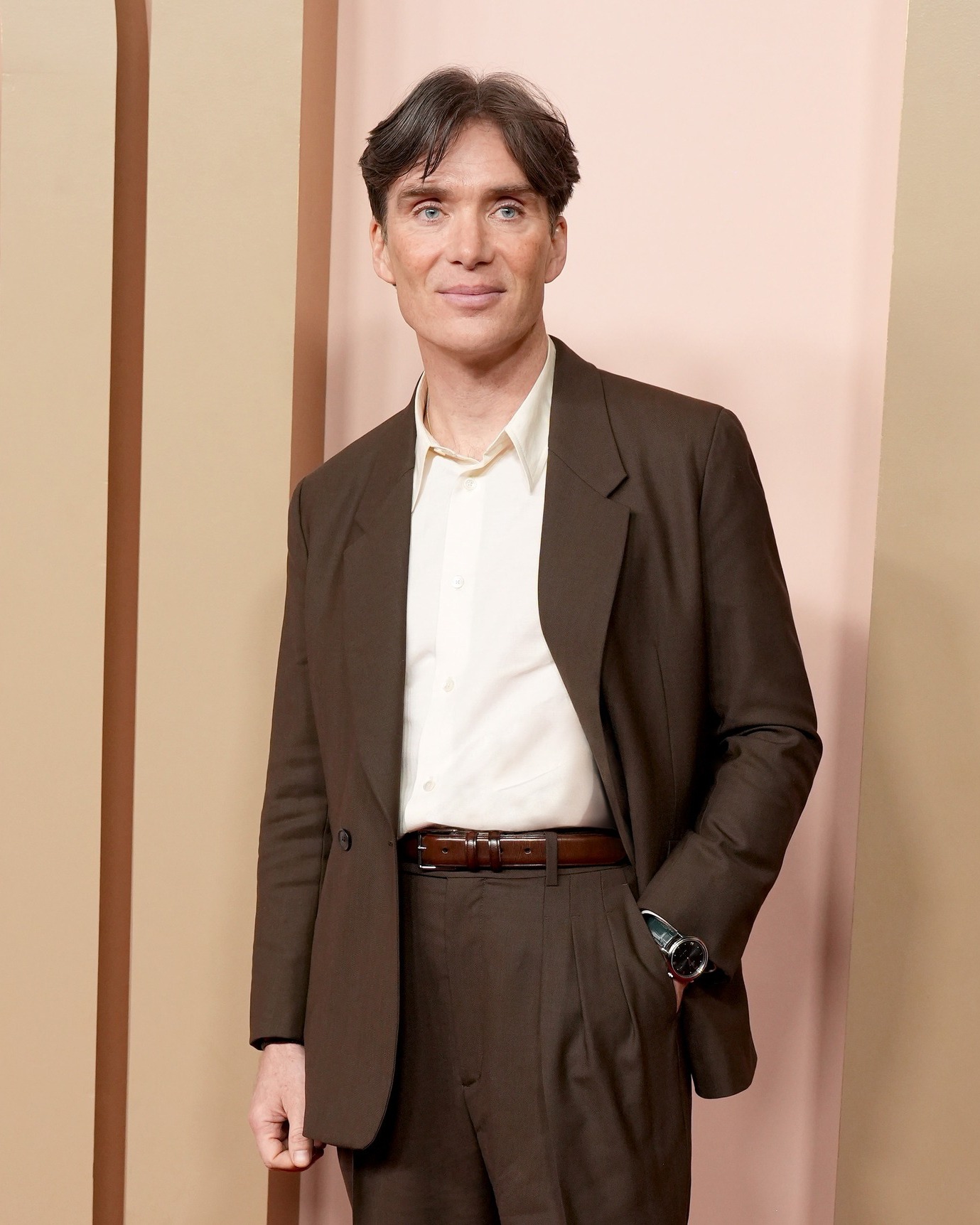 Timeless tailoring: Cillian Murphy wore a custom brown Paul Smith 
