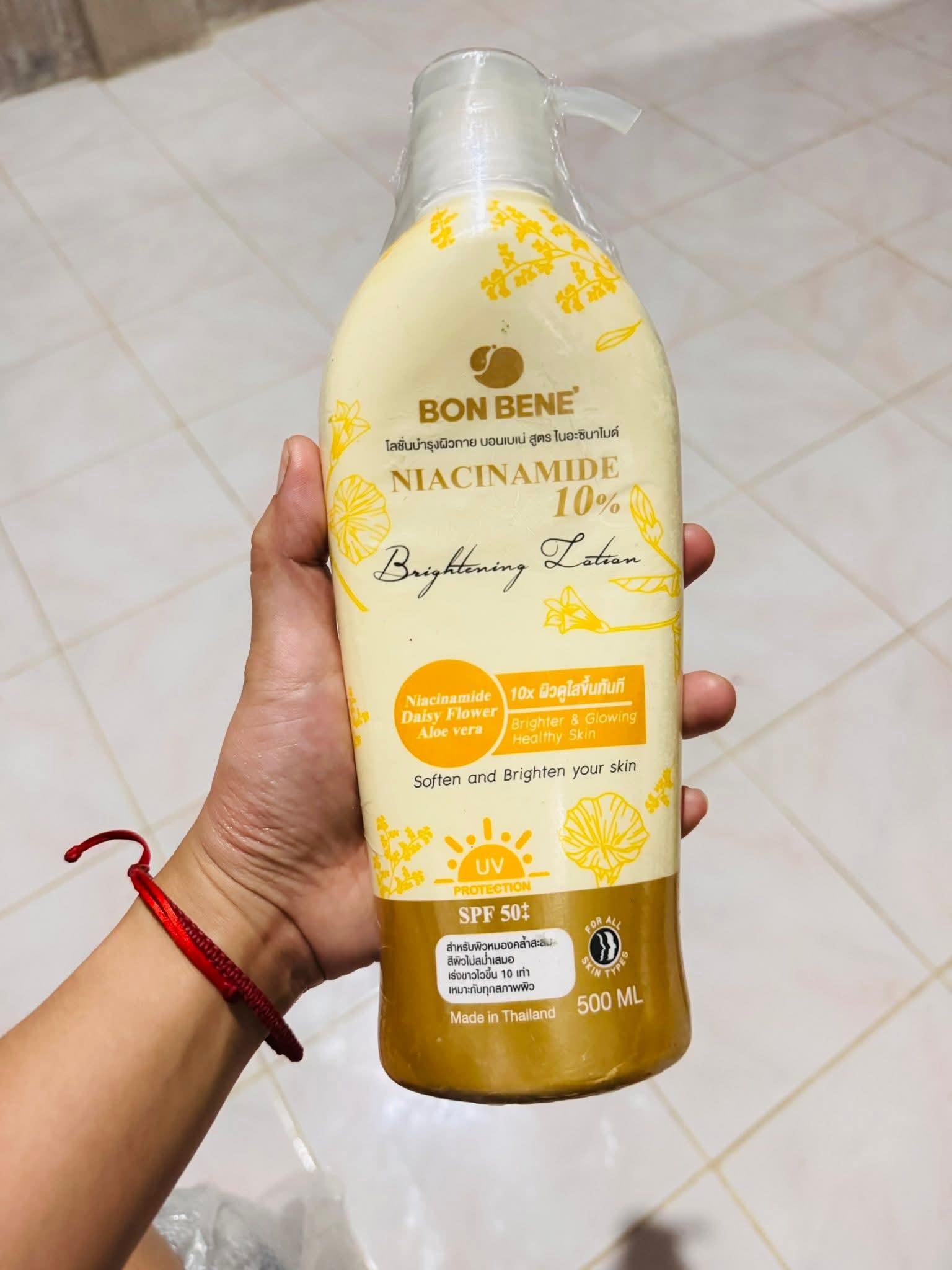 a bonne white glutathione lotion review UV WHITENING WITH TOMATO EXTRACT smooth skin appearance while enhancing your daily self A Bonne Tomato Miracle Spa