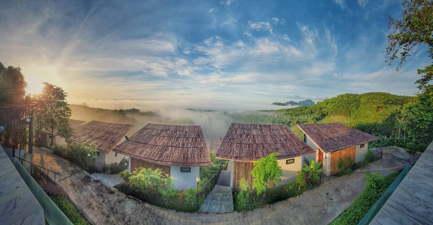 มือลั่นตำโปร - บรรยากาศยามเช้าจาก Caligo Resort... | Facebook