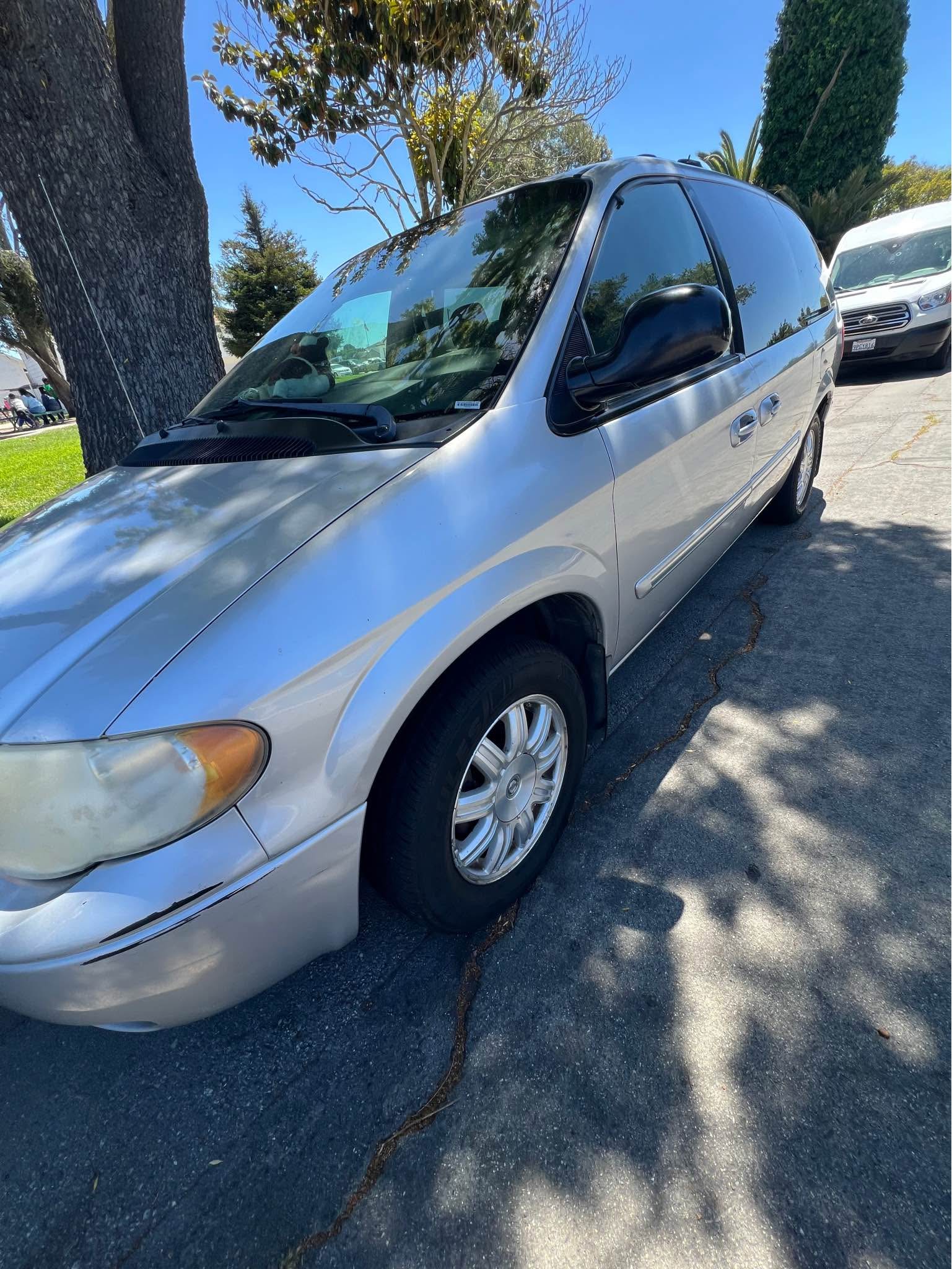 Chrysler Town N Country Van - Cars & Trucks - Salinas, California